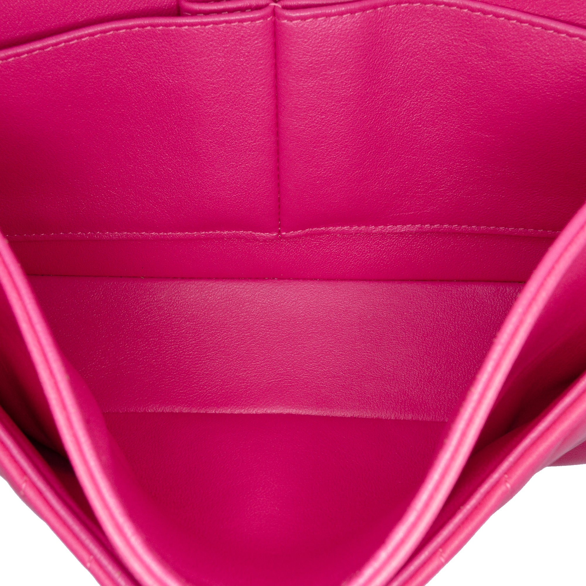 Medium Classic Chevron Lambskin Double Flap