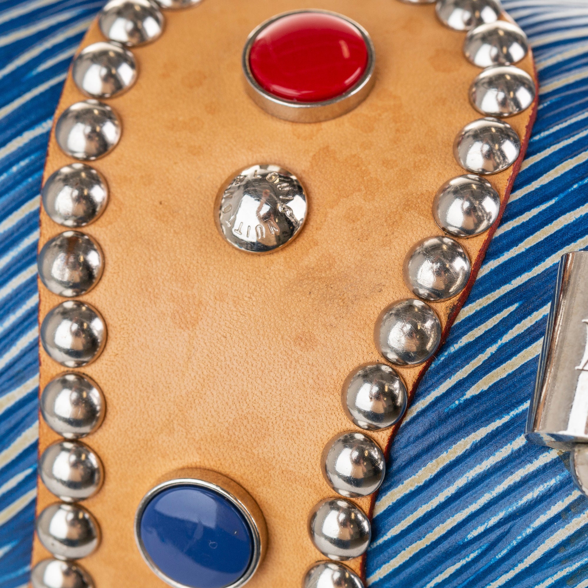 Studded Epi Twist MM