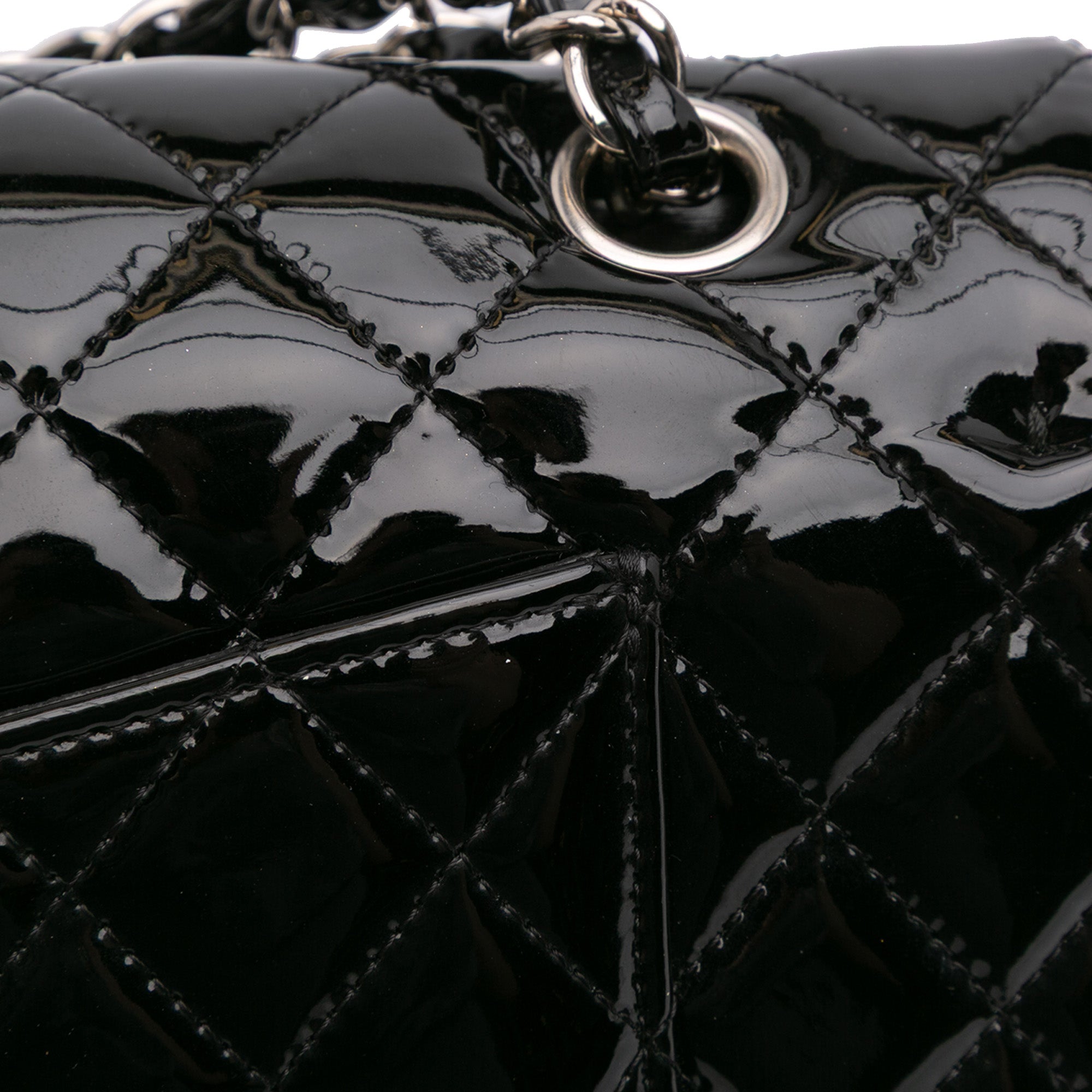 Medium Classic Patent Double Flap