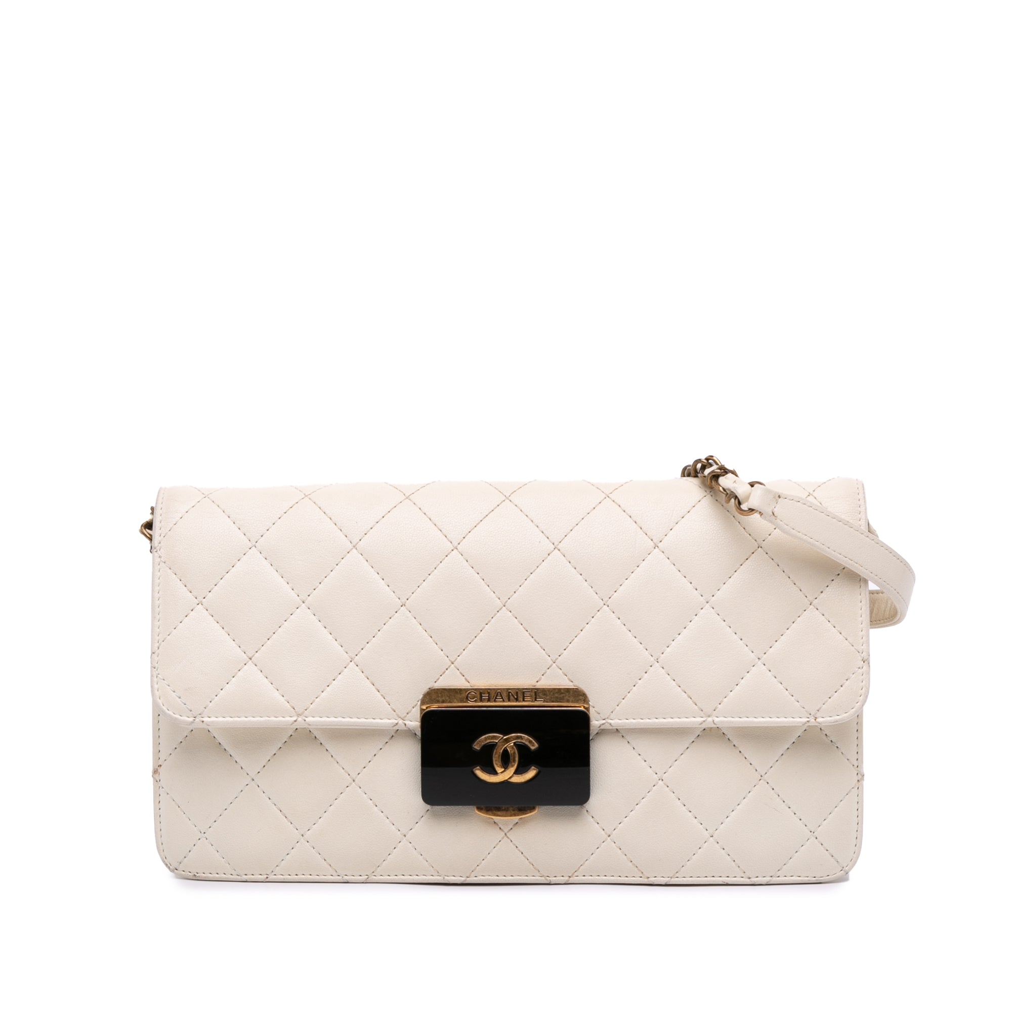 Medium Sheepskin Beauty Lock Flap