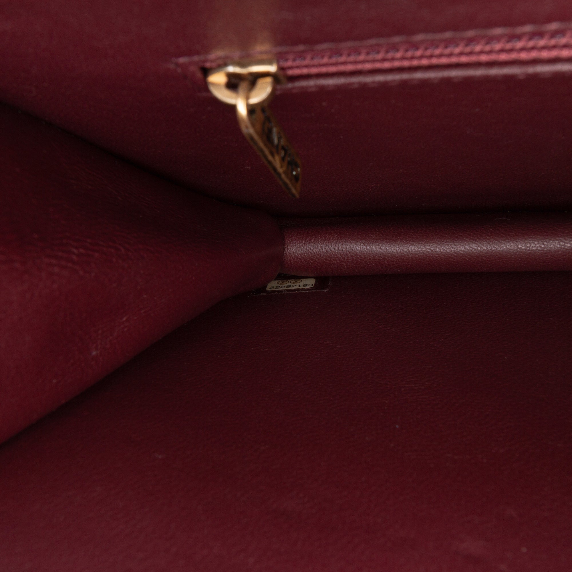 Medium Sheepskin Beauty Lock Flap