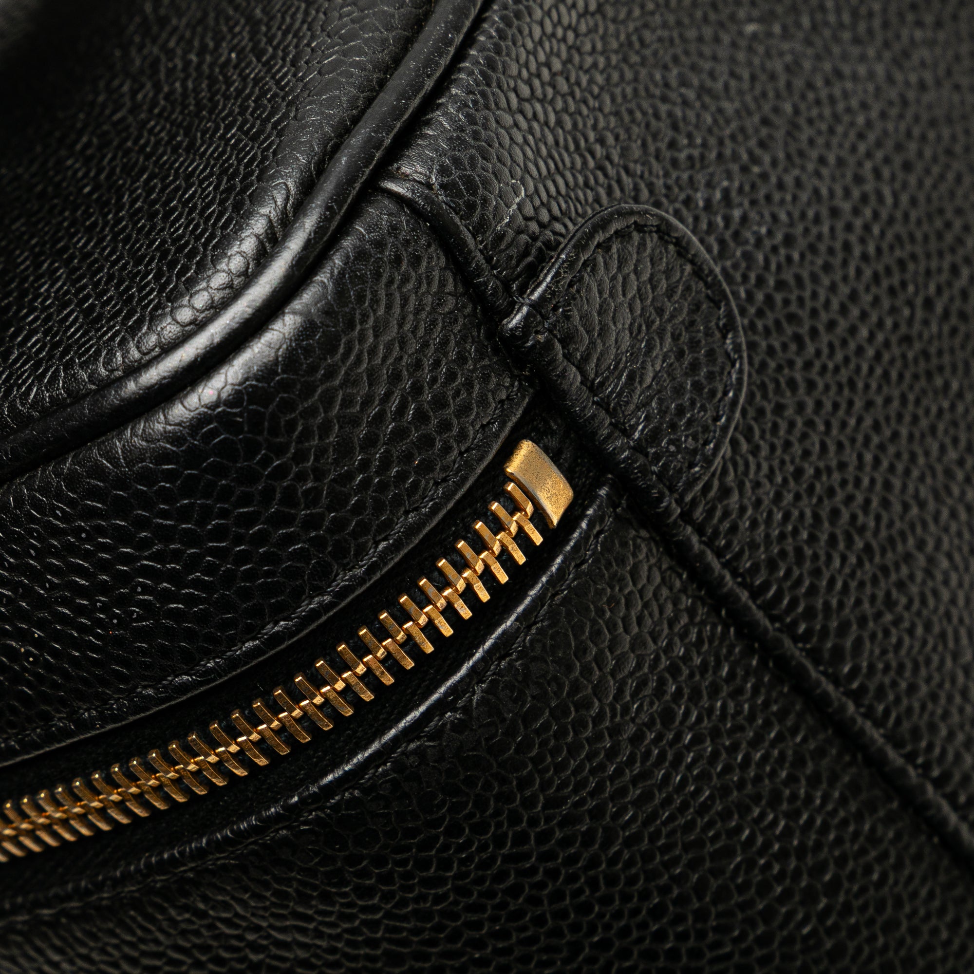 CC Caviar Vanity Bag