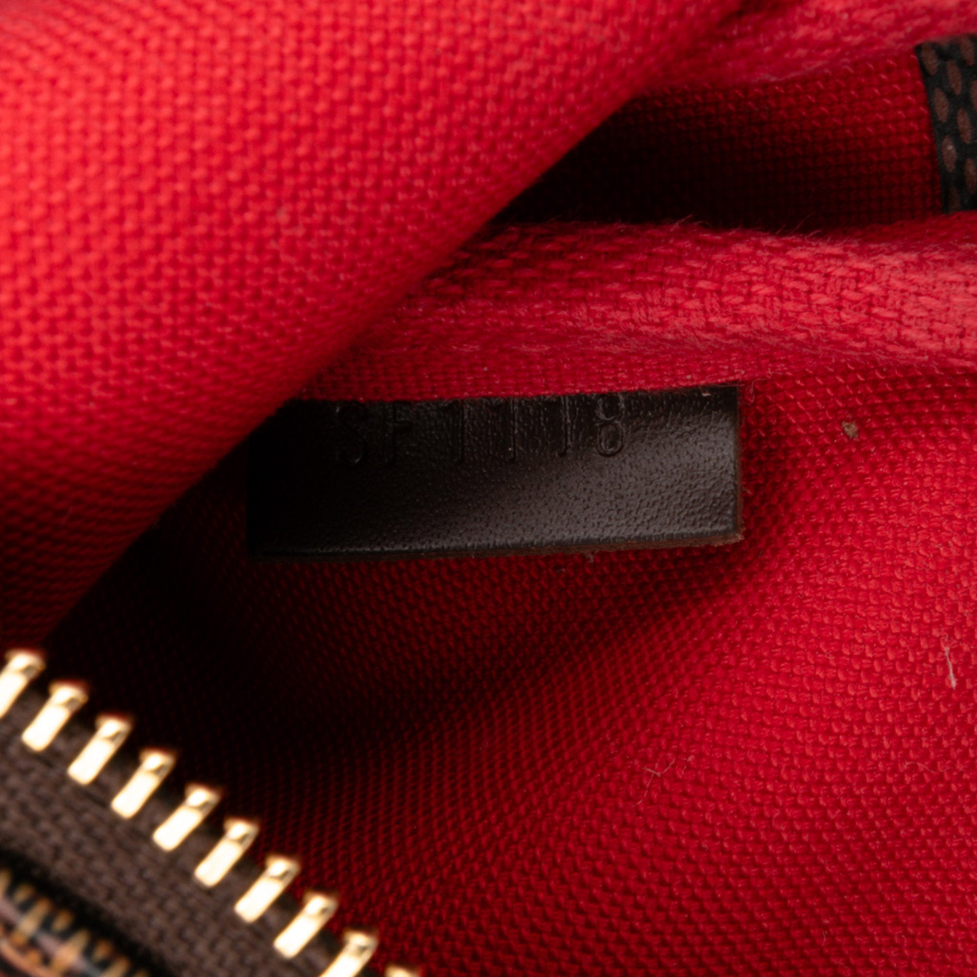 Damier Ebene Mini Pochette Accessoires