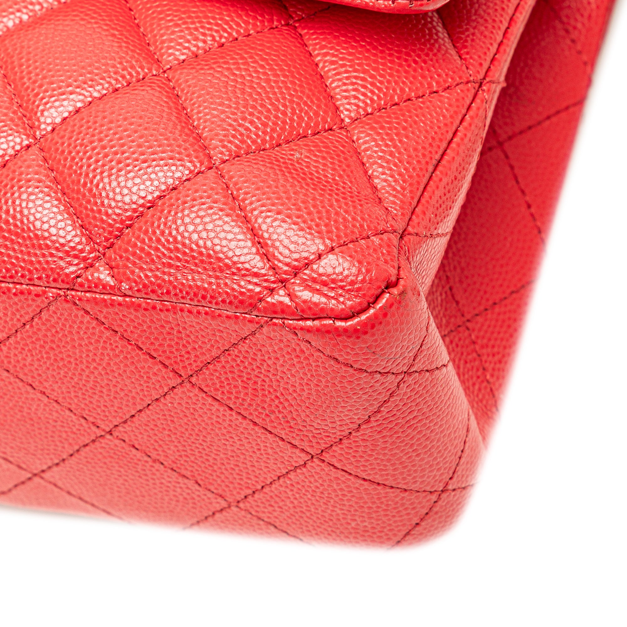 Medium Classic Caviar Double Flap