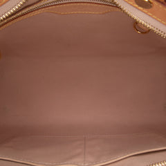 Monogram Vernis Brea MM