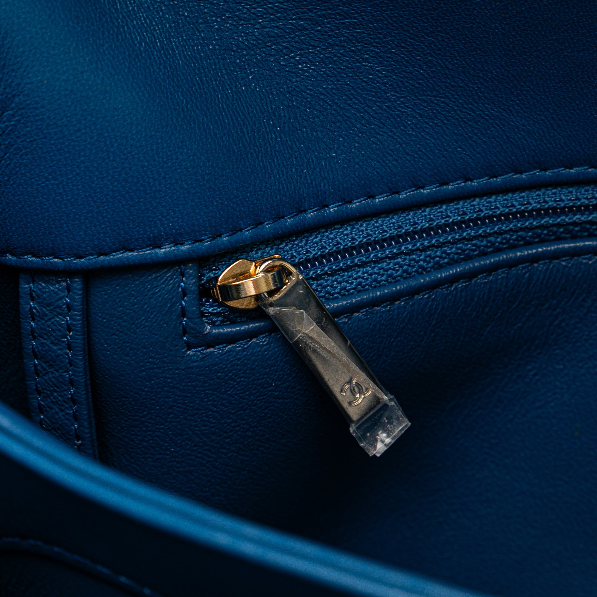 Medium Lambskin Trendy CC Top Handle Bag