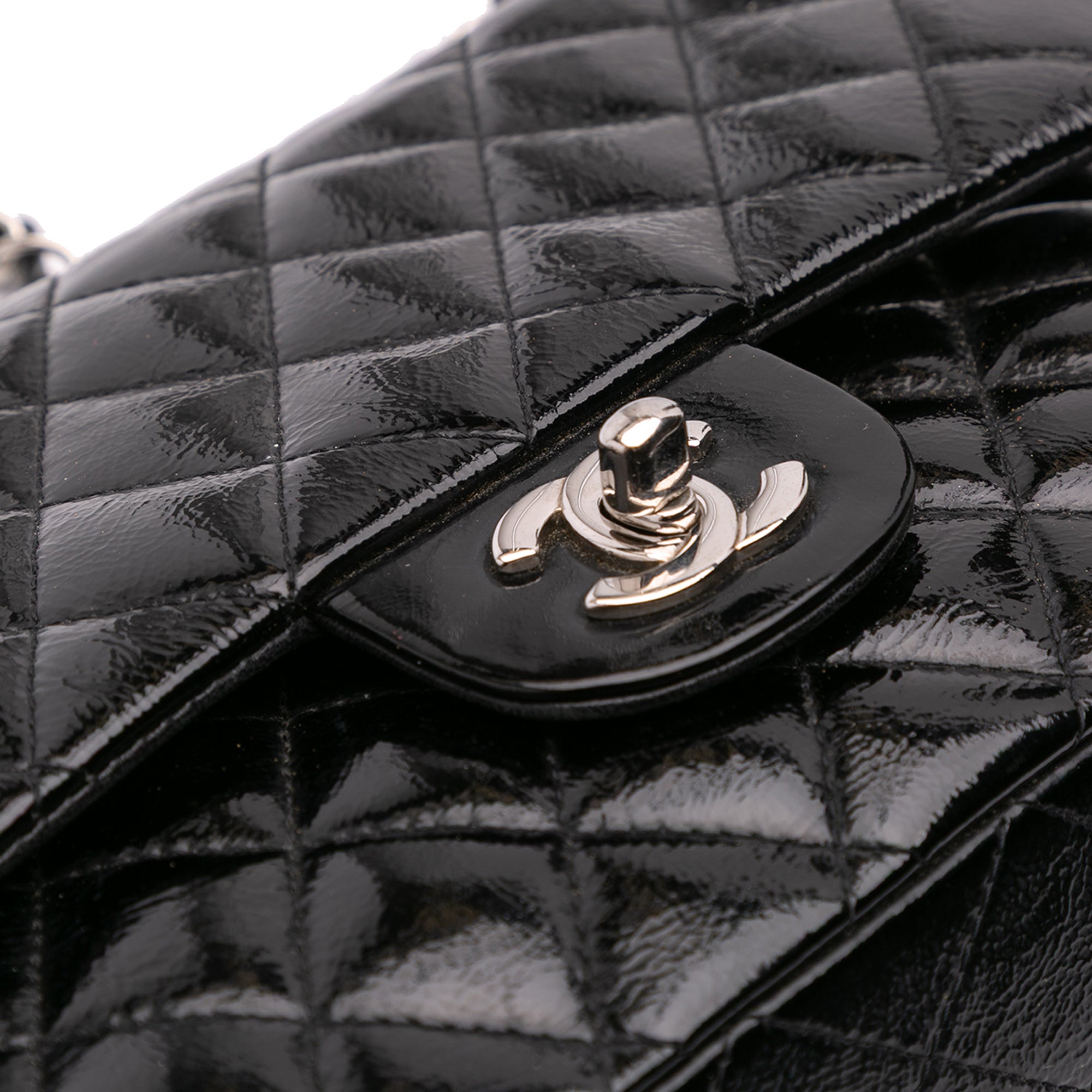 Medium Classic Patent Double Flap