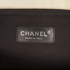 Quilted Calfskin Expandable Zip Yacht Flap