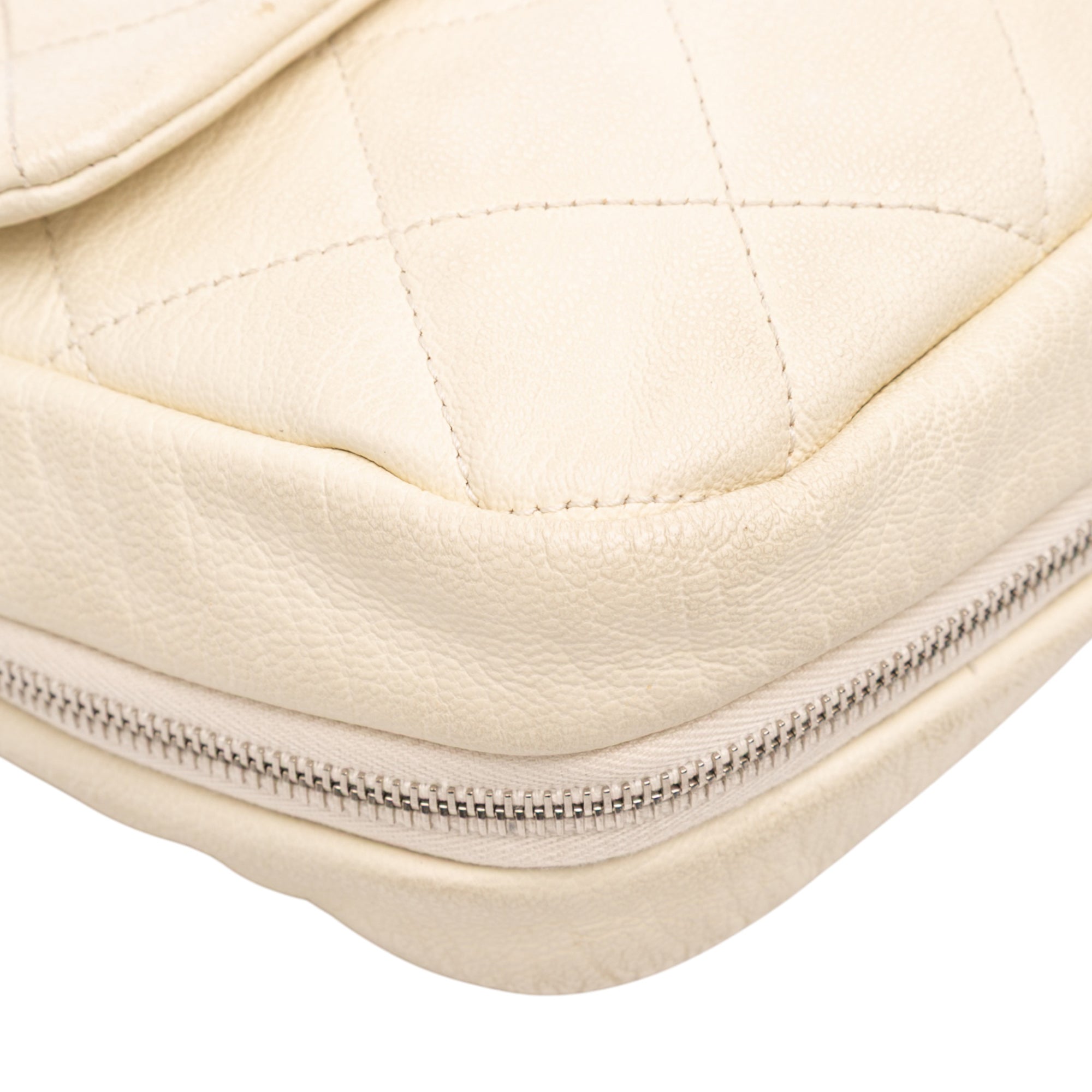 Quilted Calfskin Expandable Zip Yacht Flap