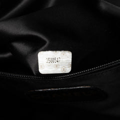 CC Caviar Shoulder Bag