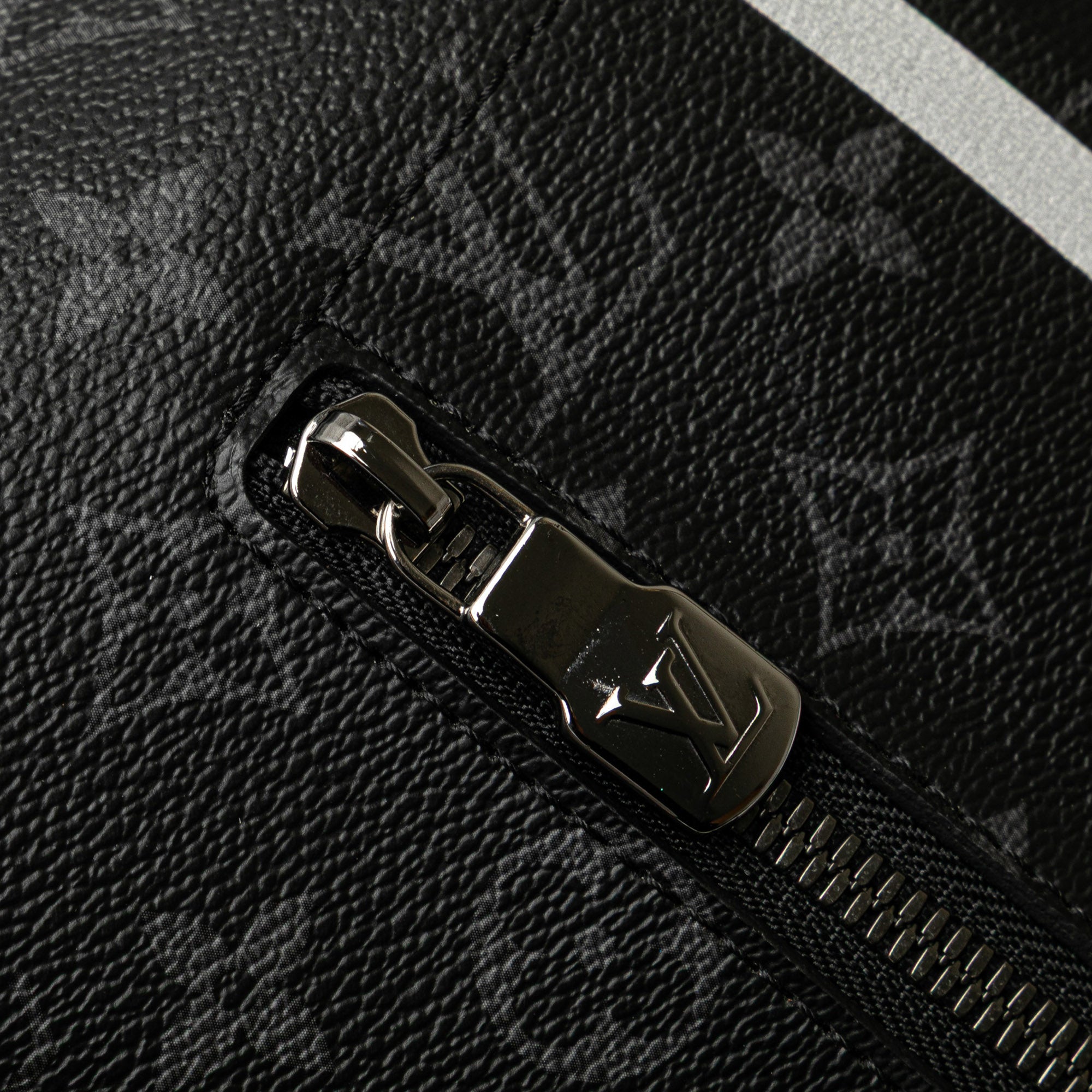 Fragment Monogram Eclipse Flash Apollo Messenger PM