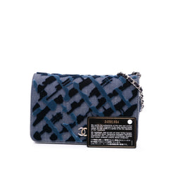 Denim and Velvet Wallet On Chain