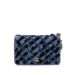 Denim and Velvet Wallet On Chain