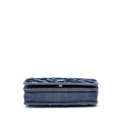 Denim and Velvet Wallet On Chain