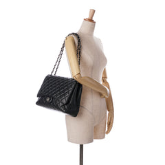 Maxi Classic Lambskin Single Flap