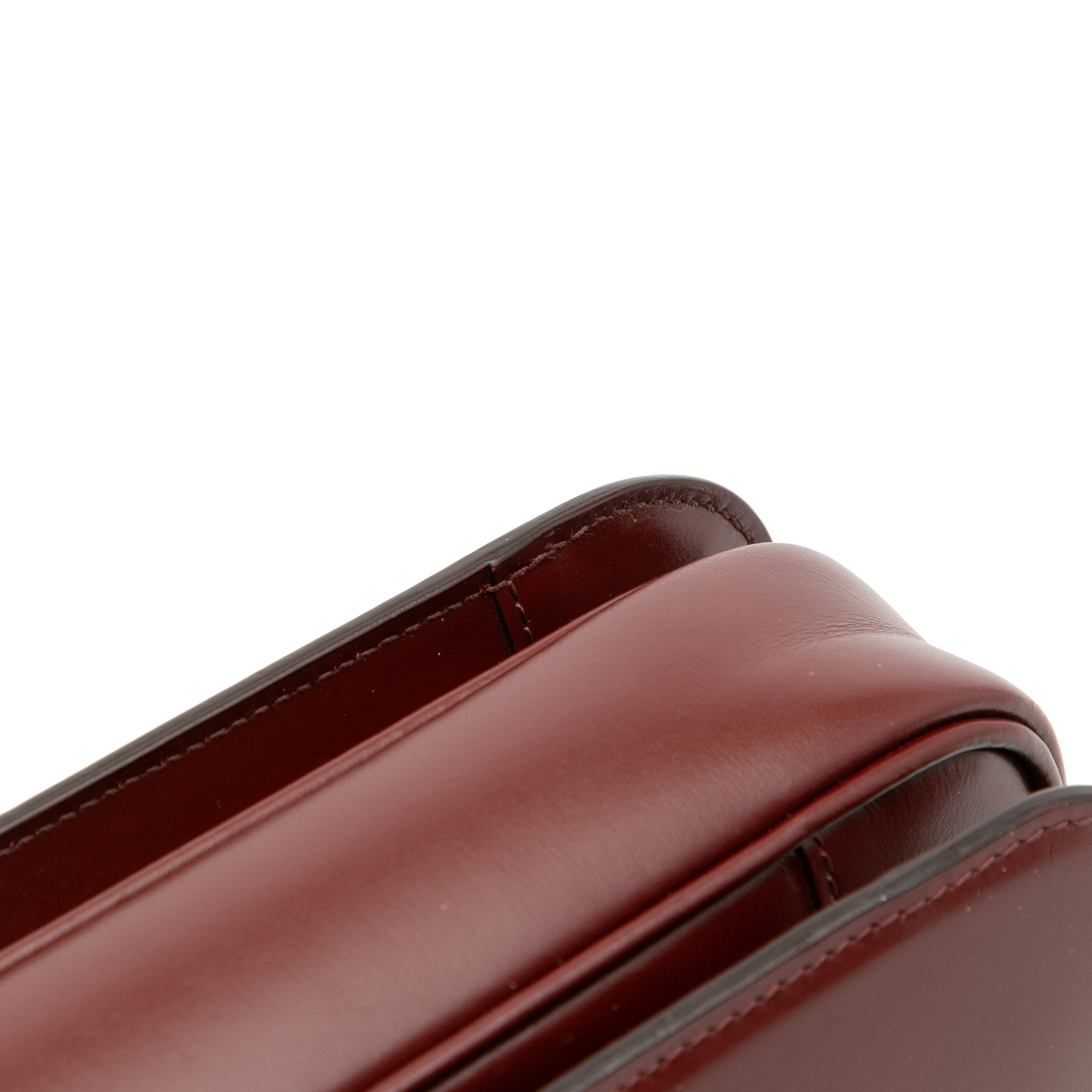 Classique Shiny Calfskin Triomphe Crossbody