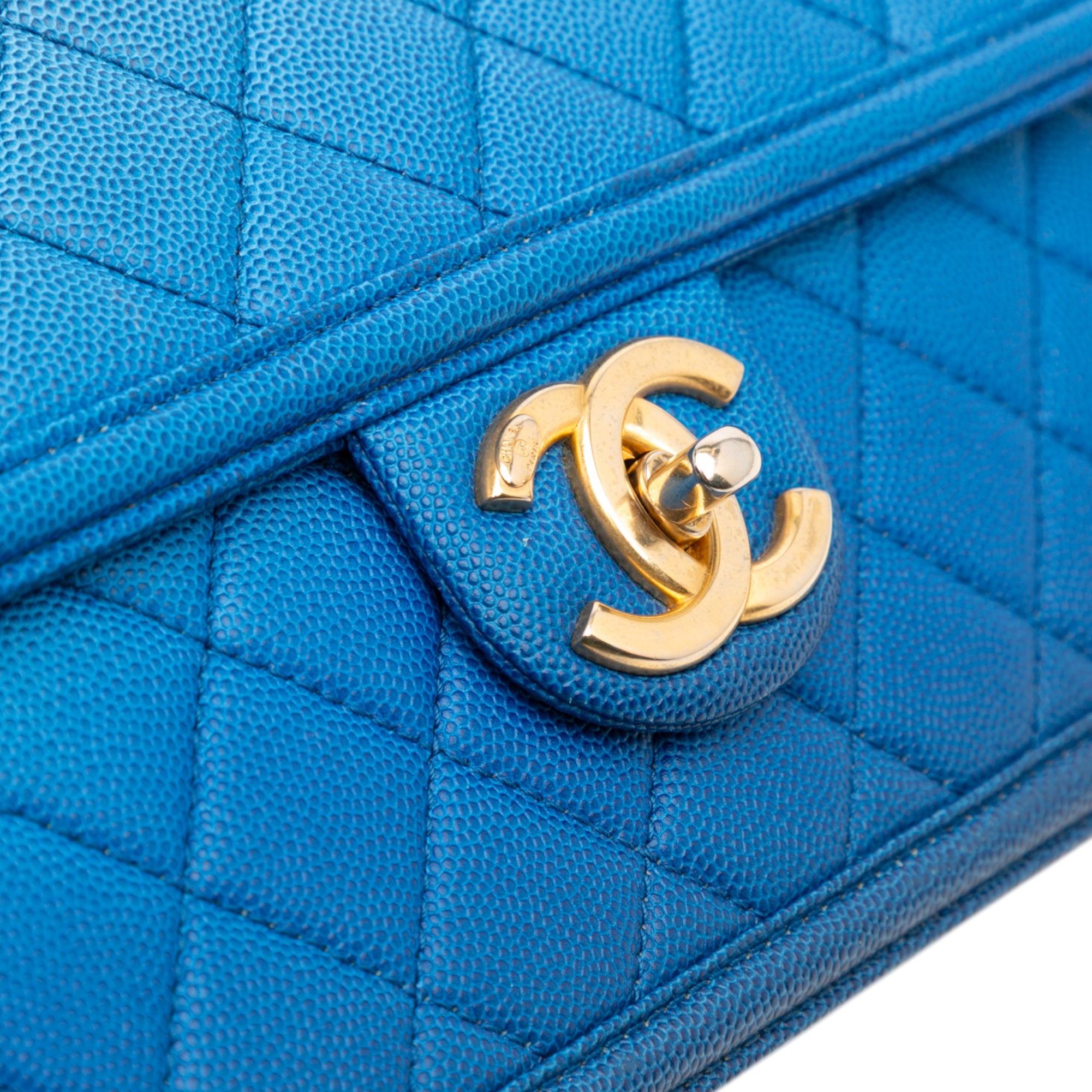 Medium Quilted Caviar Sunset On The Sea Flap