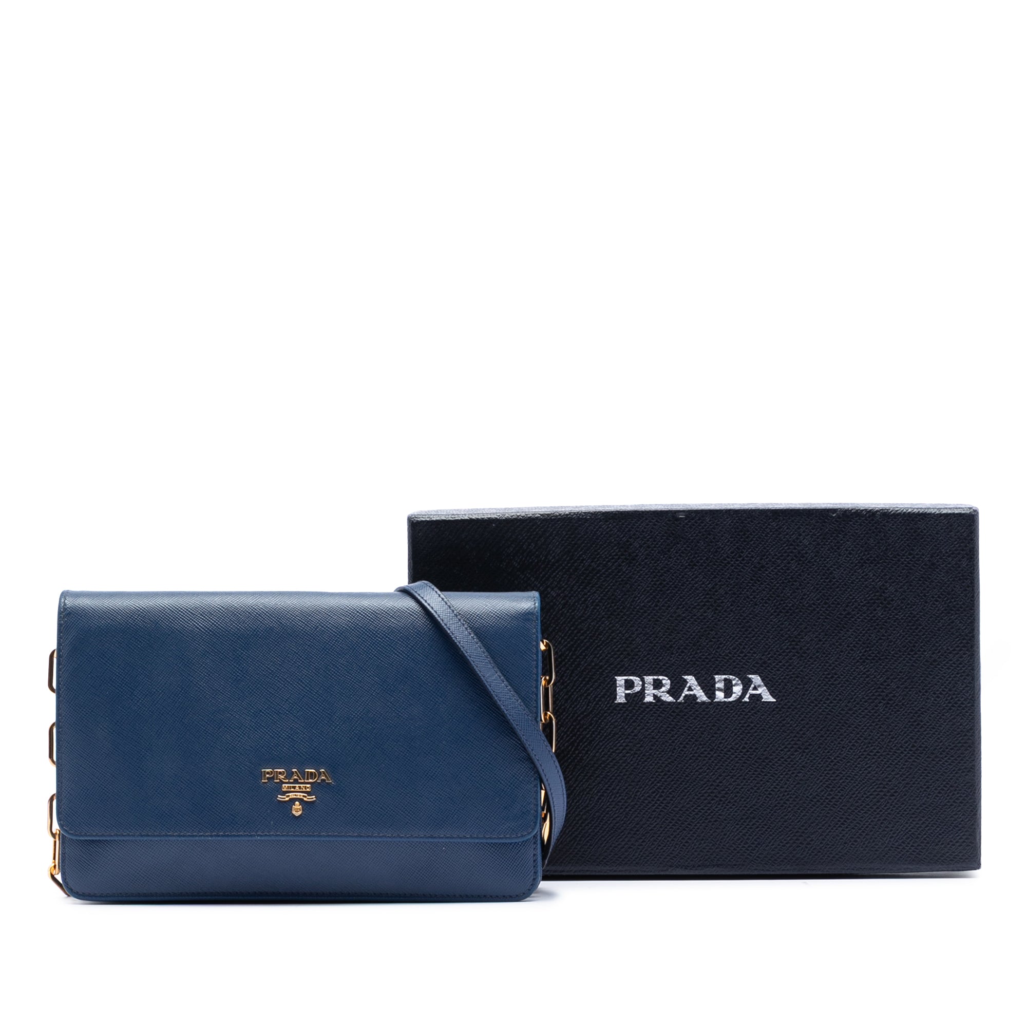 Saffiano Wallet On Chain