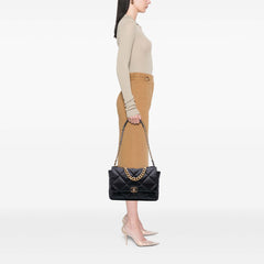 Maxi Lambskin 19 Flap