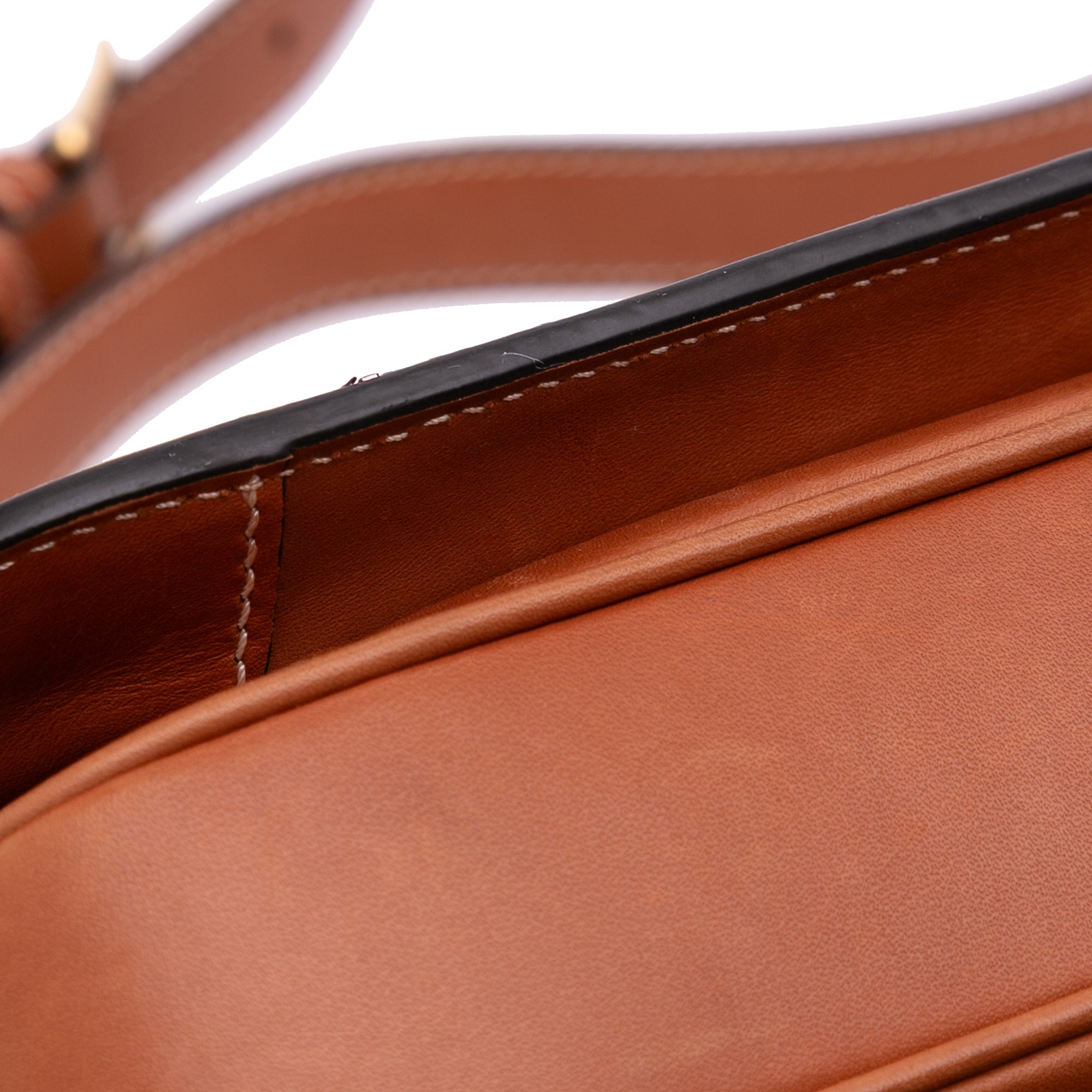 Classique Natural Calfskin Triomphe Crossbody