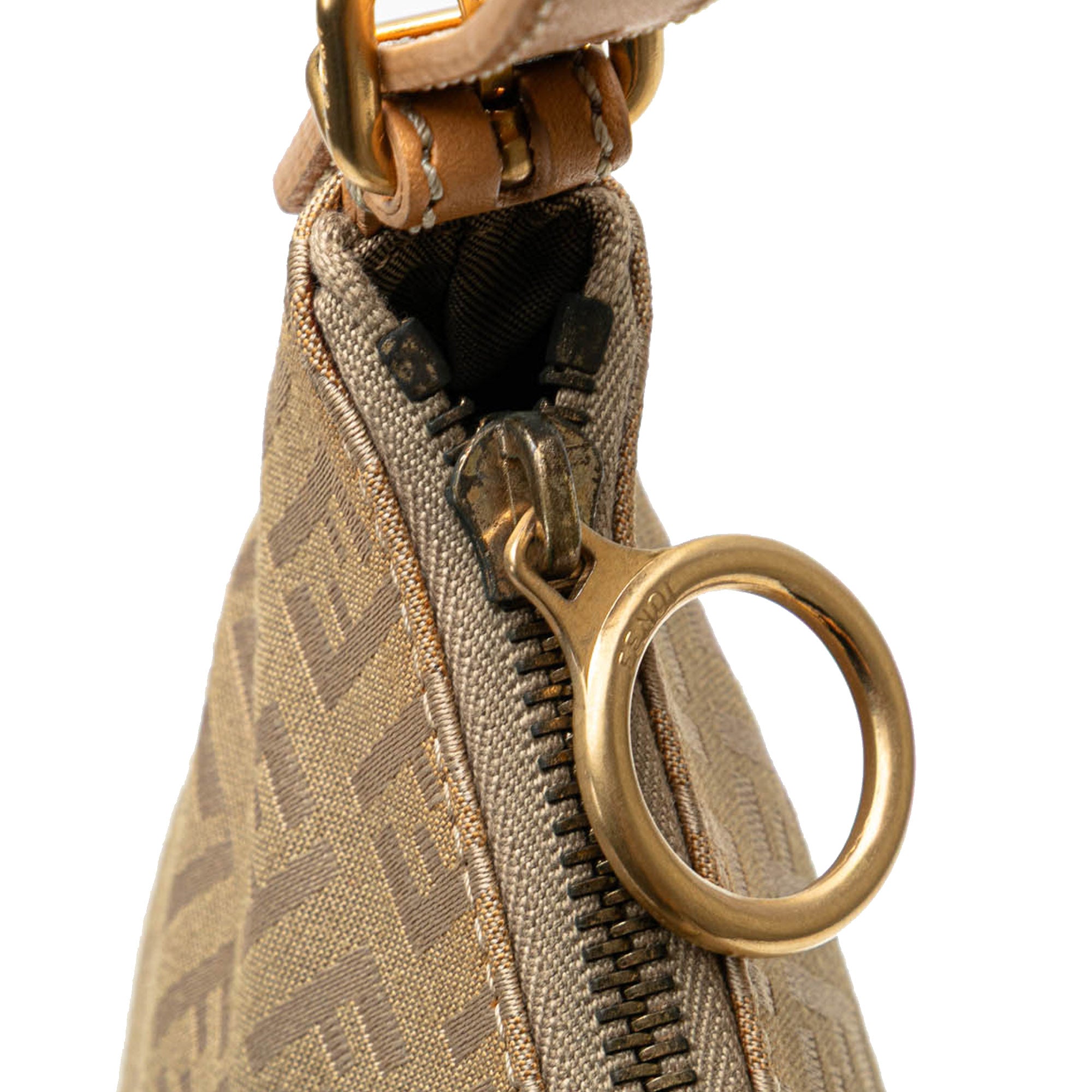 Zucchino Canvas Oyster Shoulder Bag