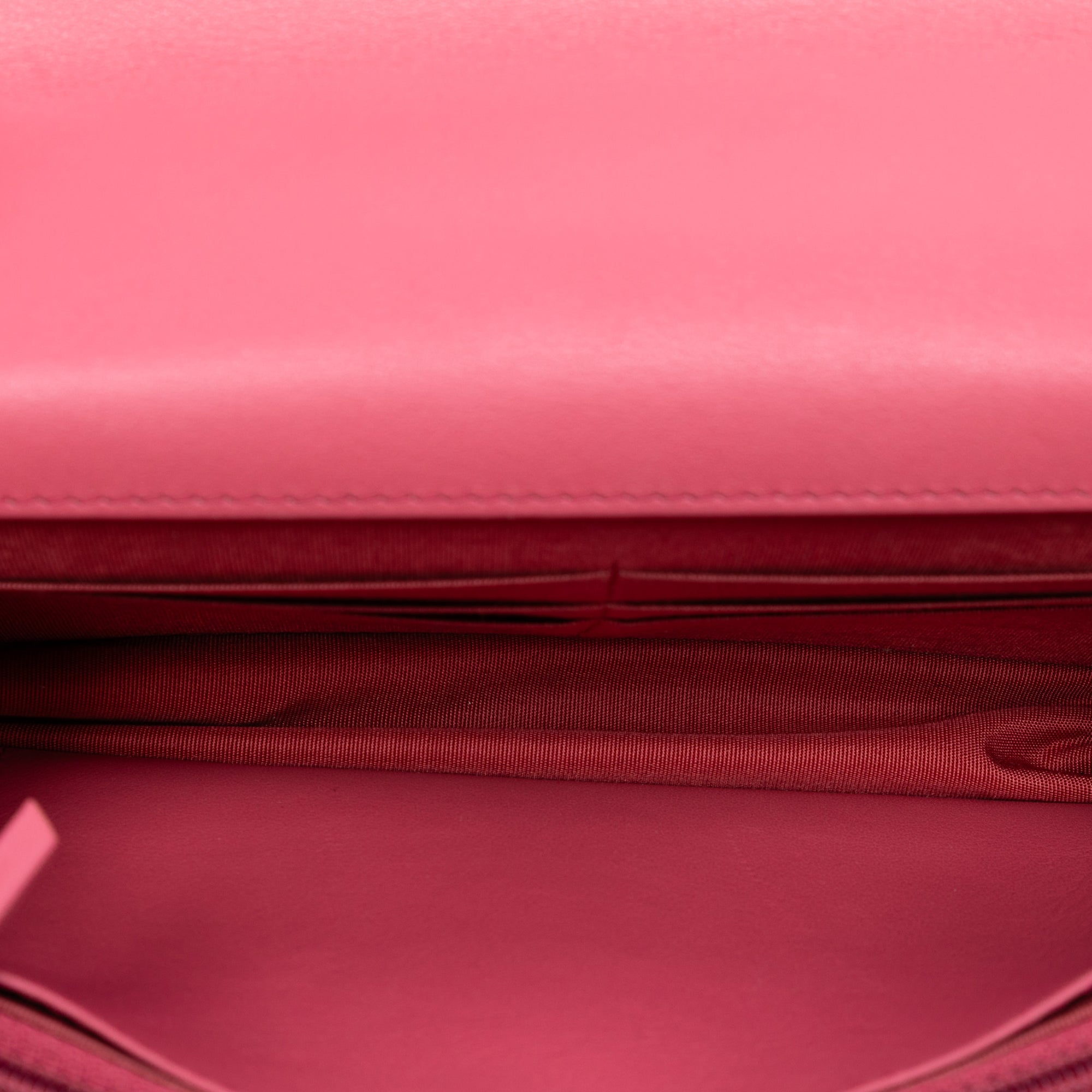 Quilted Lambskin 19 Wallet on Chain