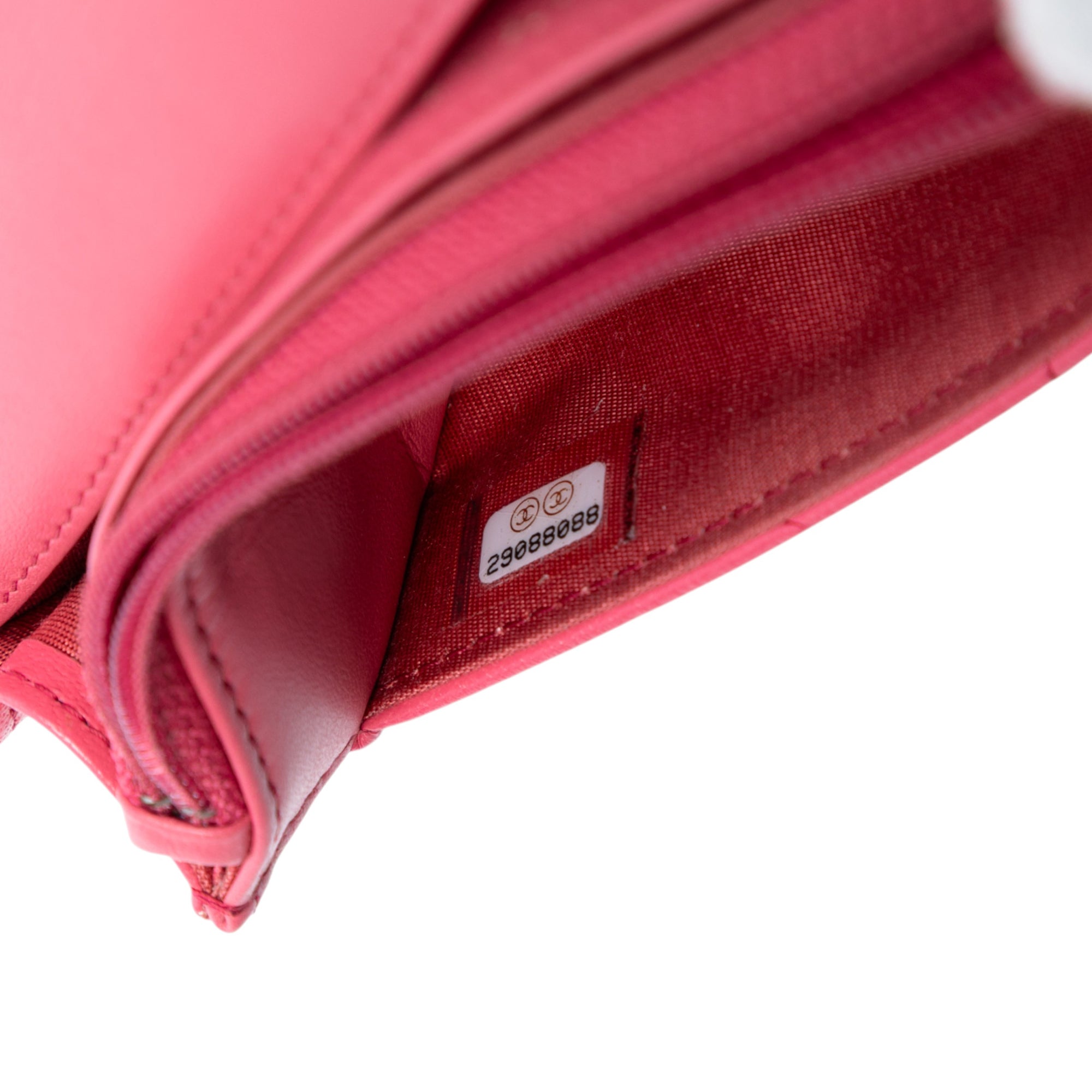 Quilted Lambskin 19 Wallet on Chain