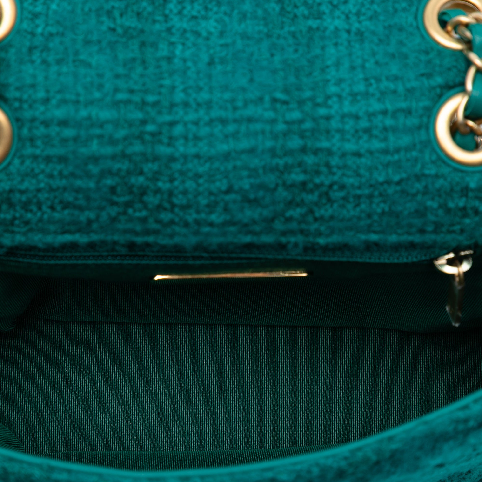 Small Wool Tweed Giant Logo Flap