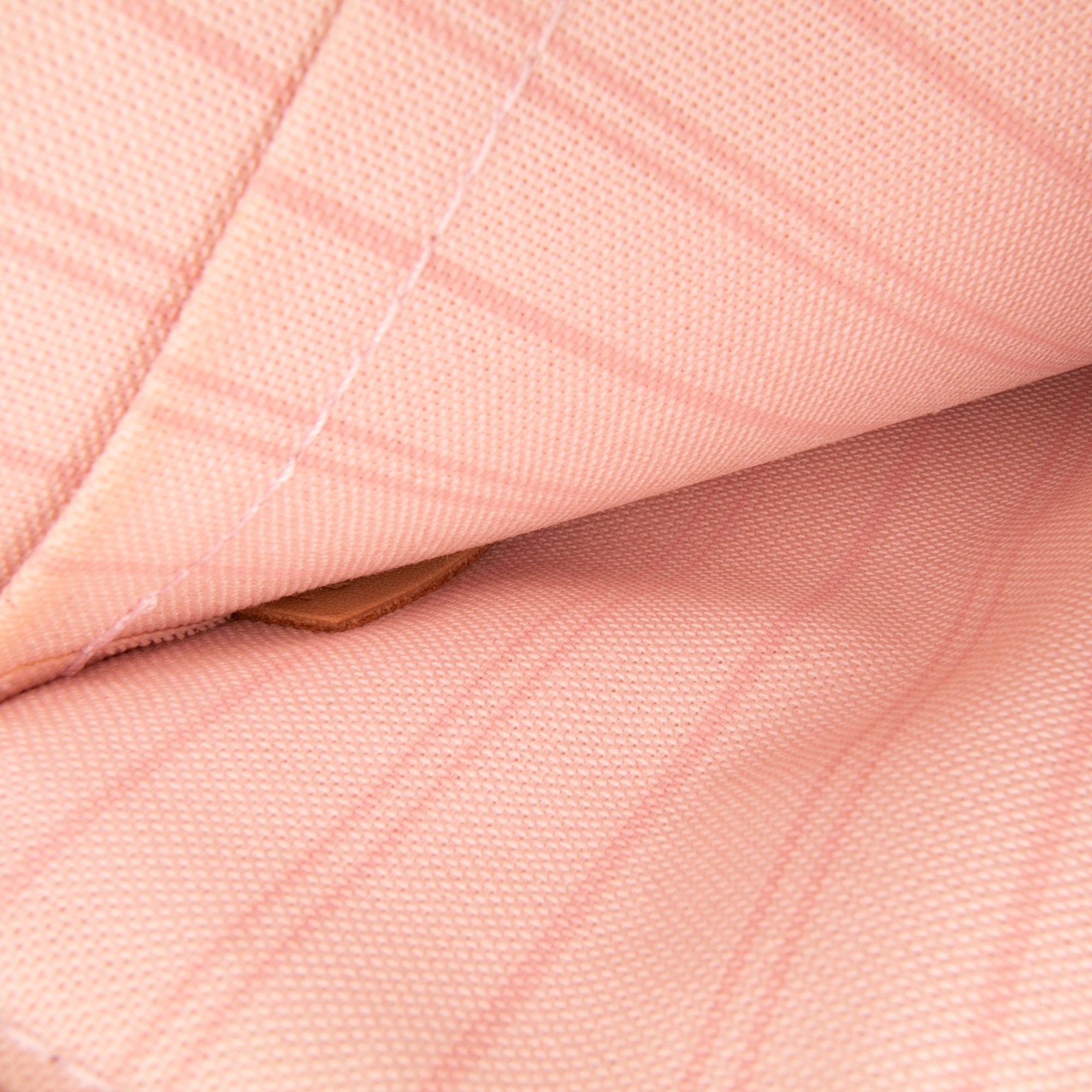 Damier Azur Neverfull MM Pouch