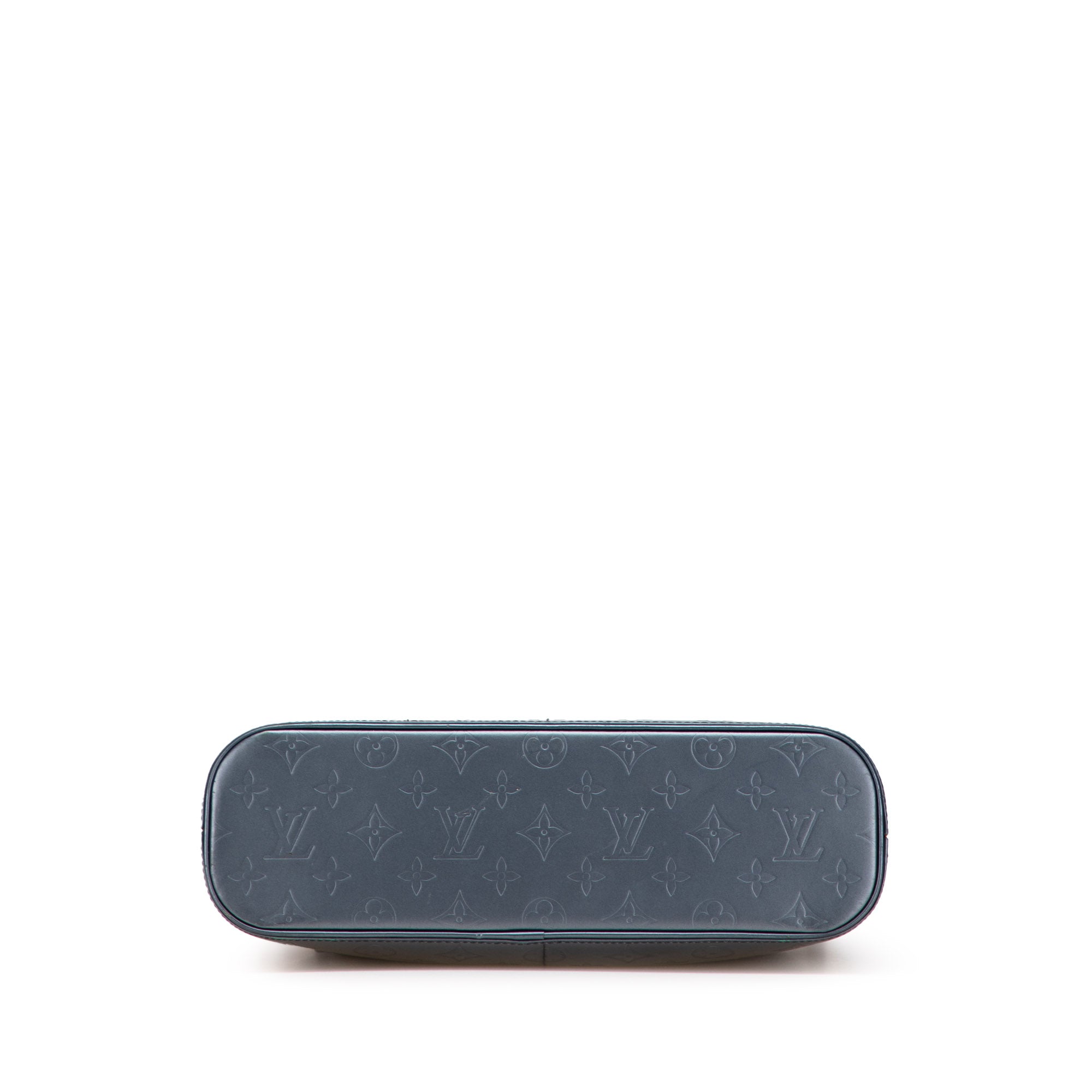 Monogram Mat Sutter