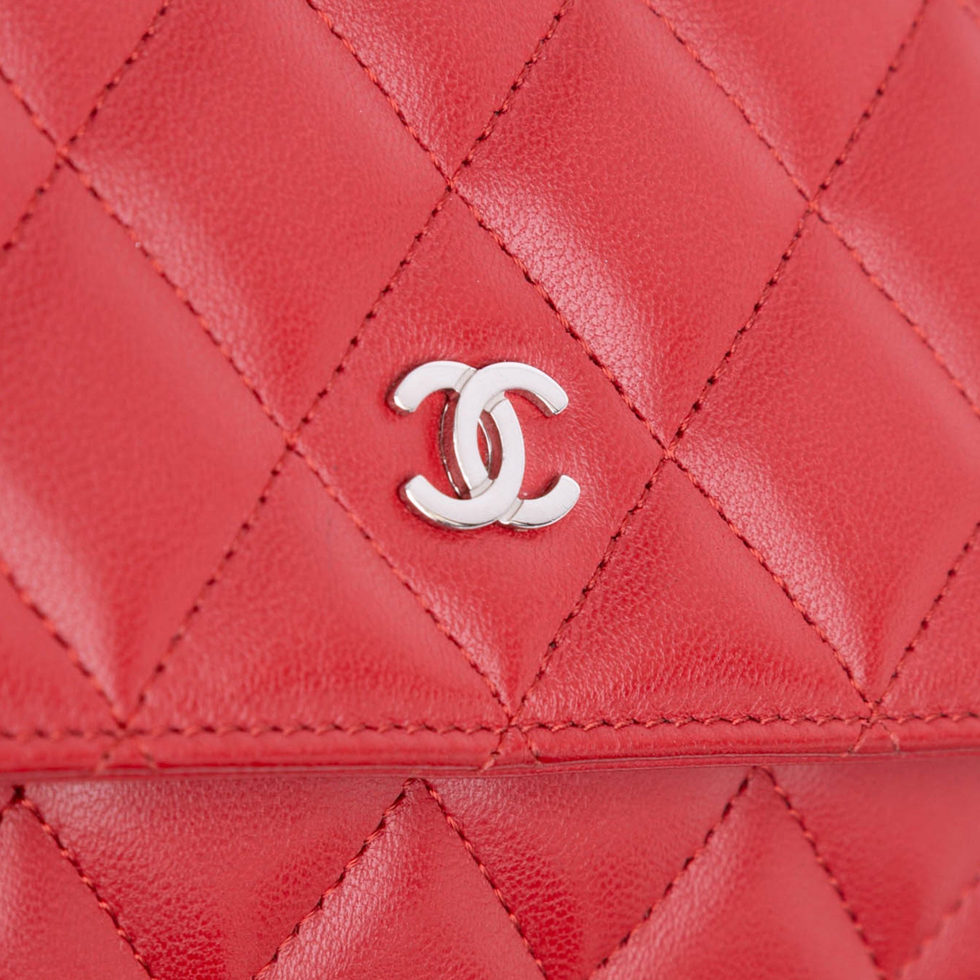 CC Lambskin Wallet on Chain