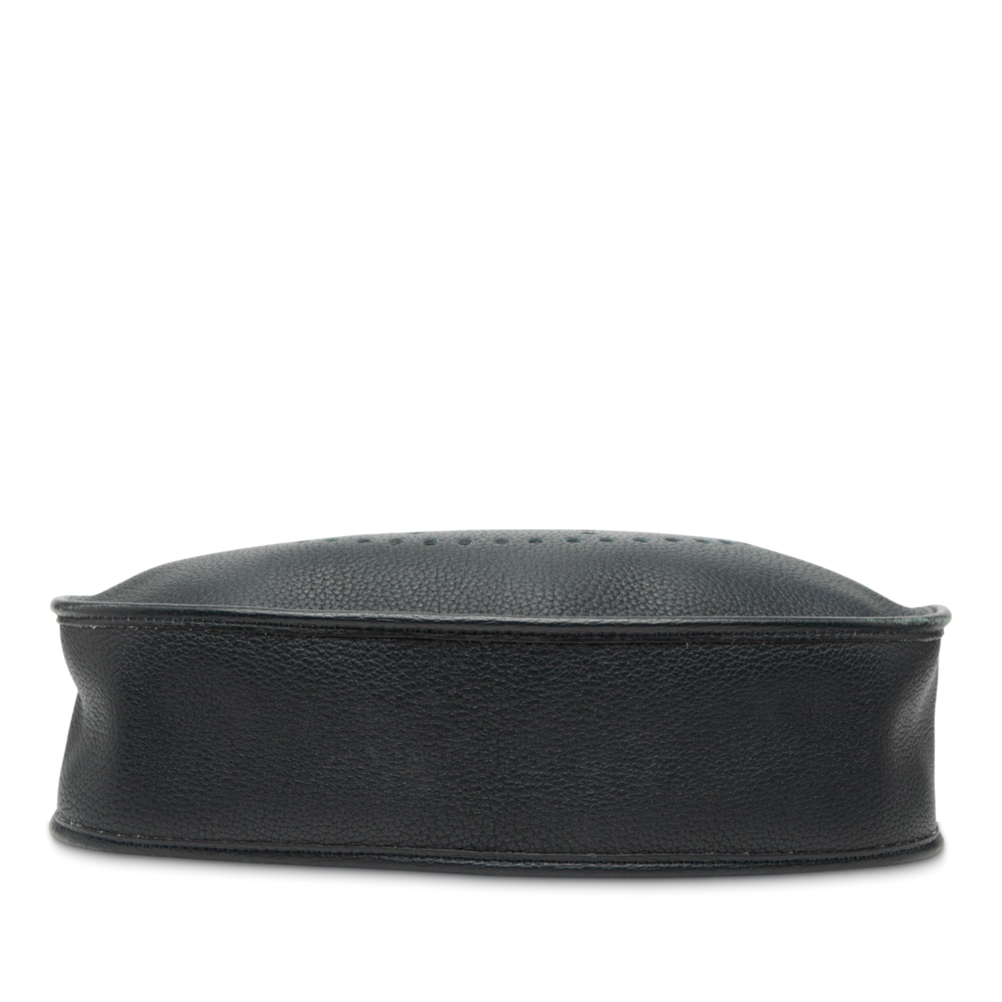 Clemence Evelyne I GM