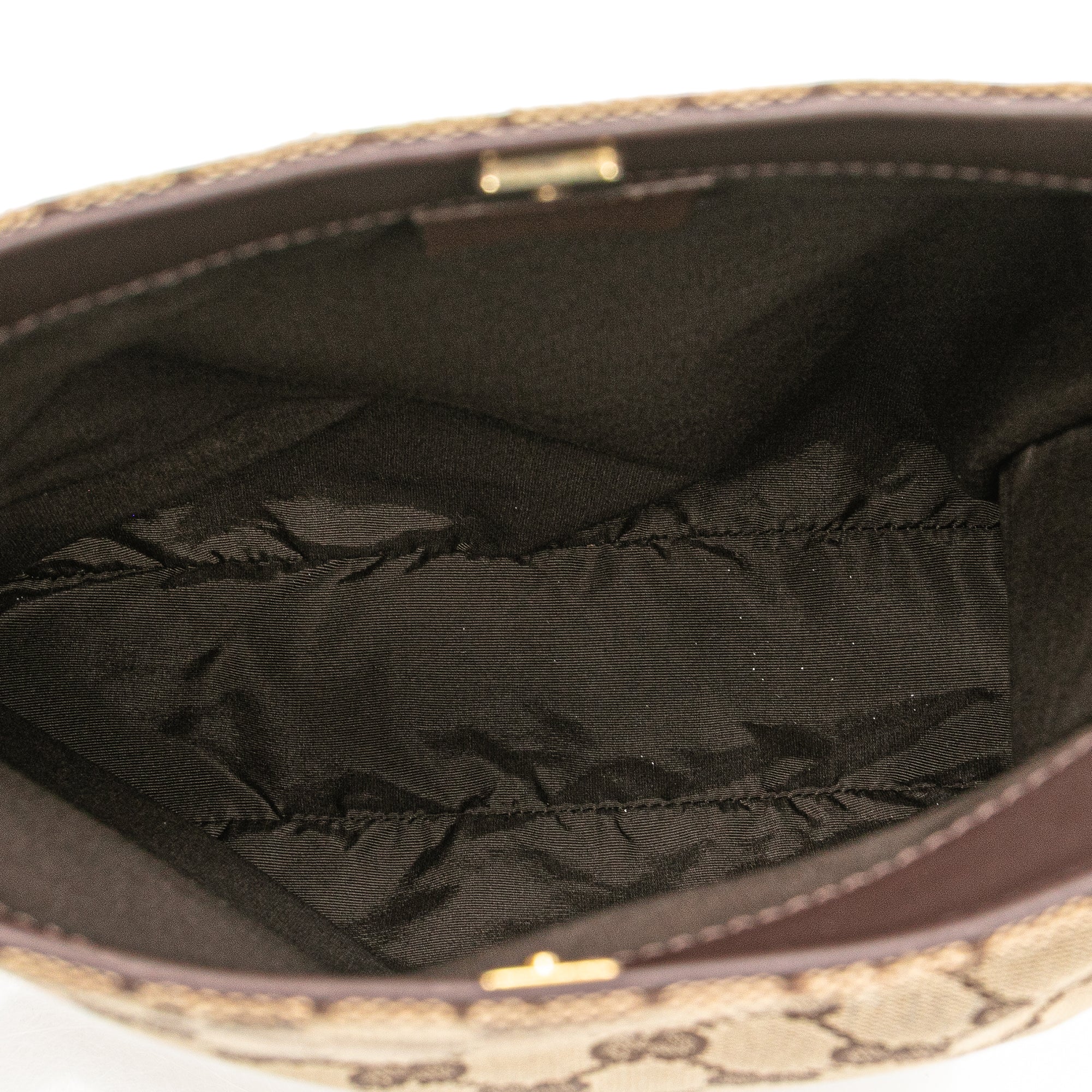 GG Canvas Shoulder Bag