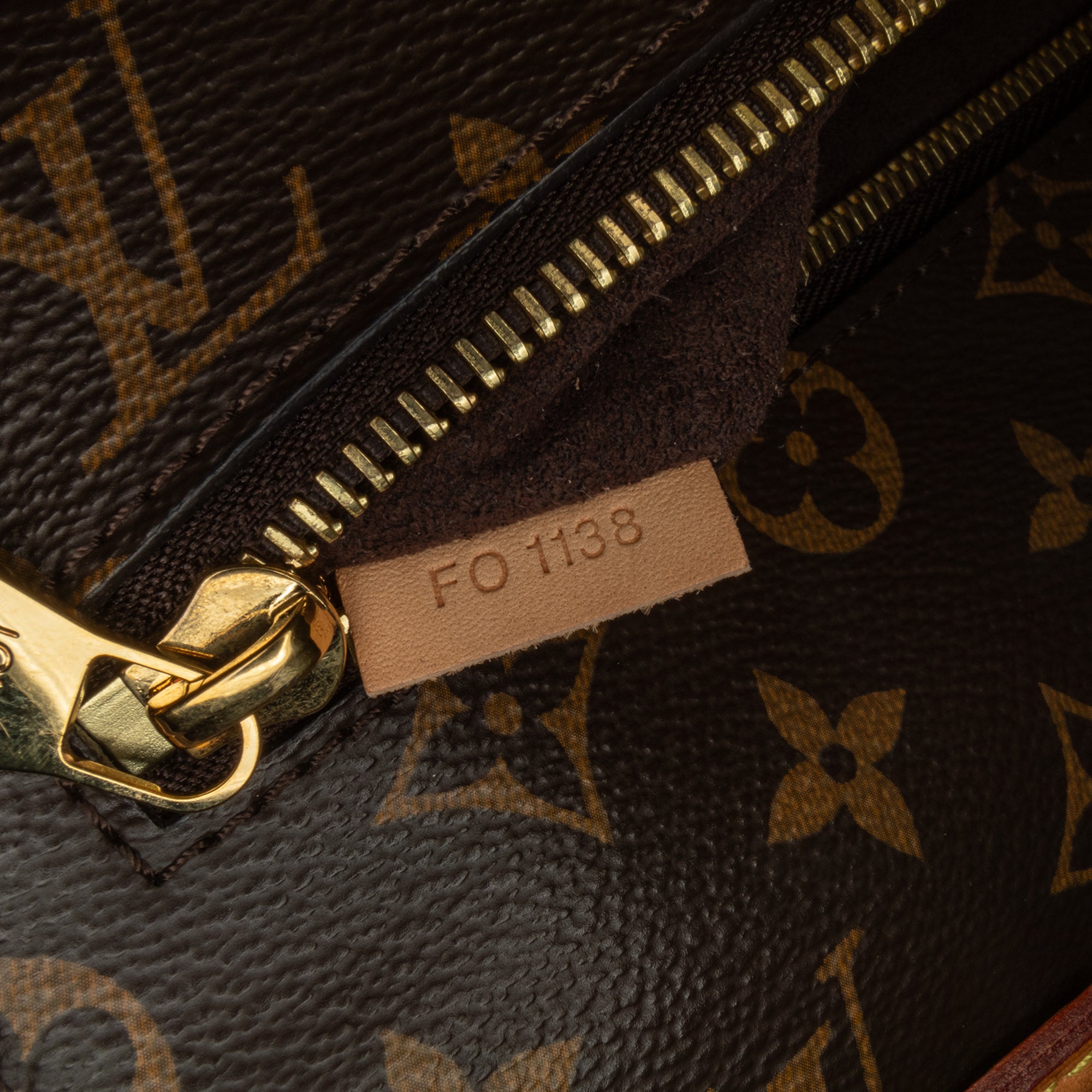 Monogram Pochette Metis