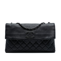 CC Quilted Calfskin Hamptons Foldover Flap