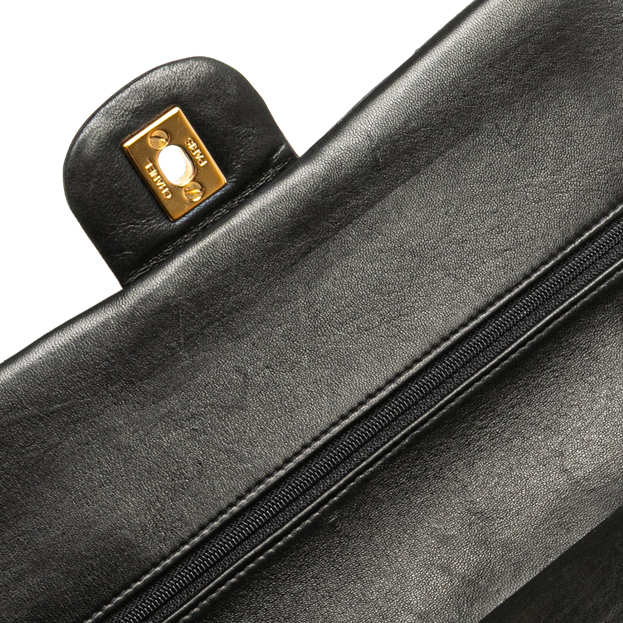 Medium Classic Lambskin Double Flap