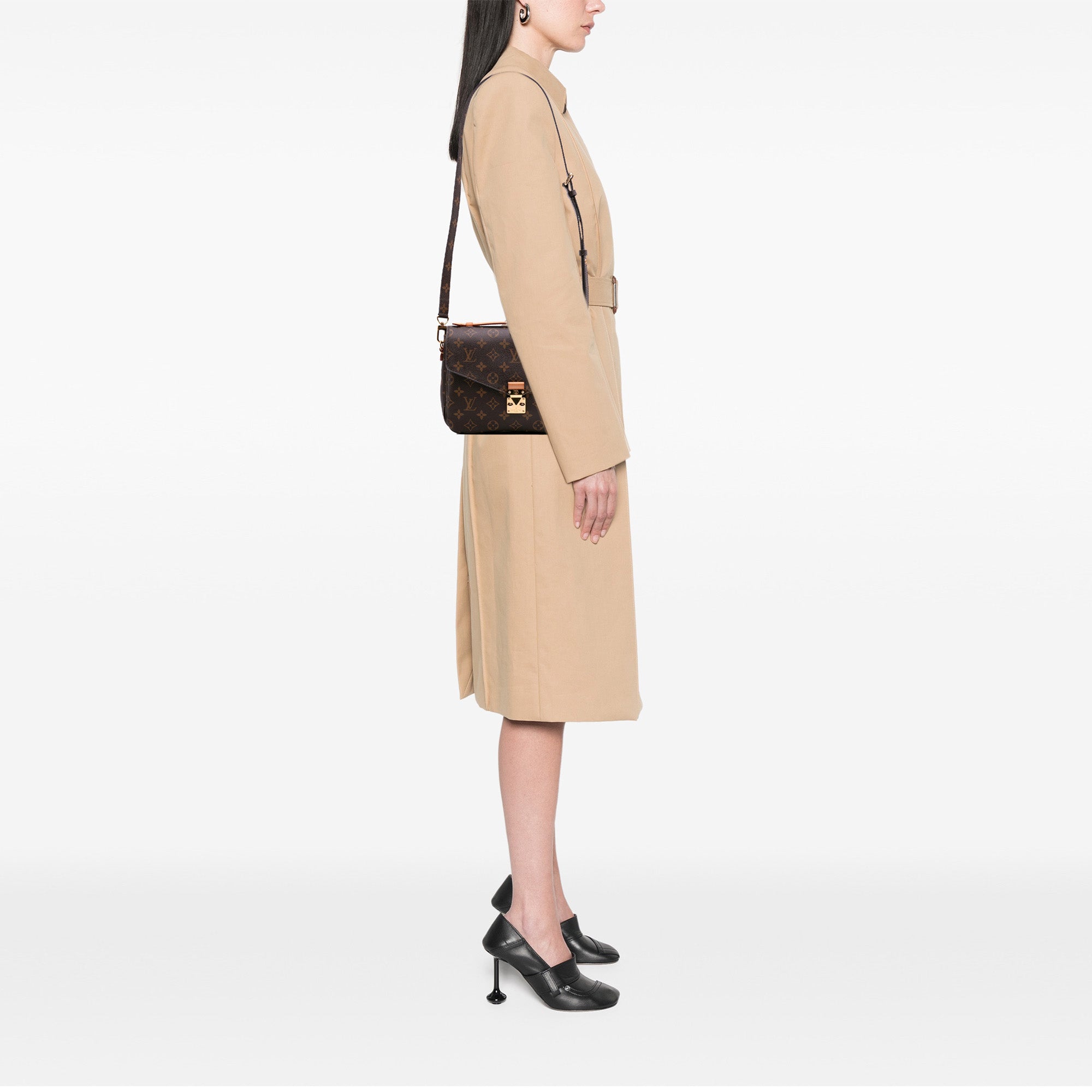 Monogram Pochette Metis