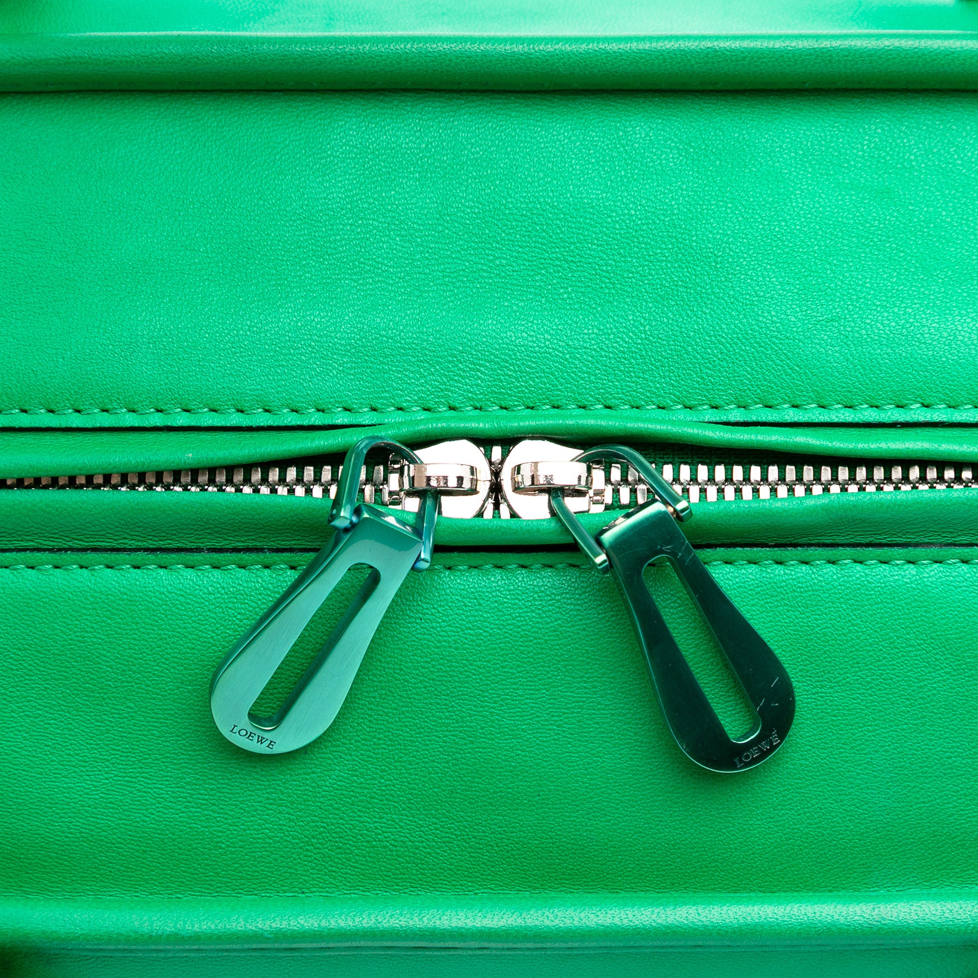 Leather Amazona 36