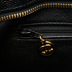 Caviar Medallion Tote_7