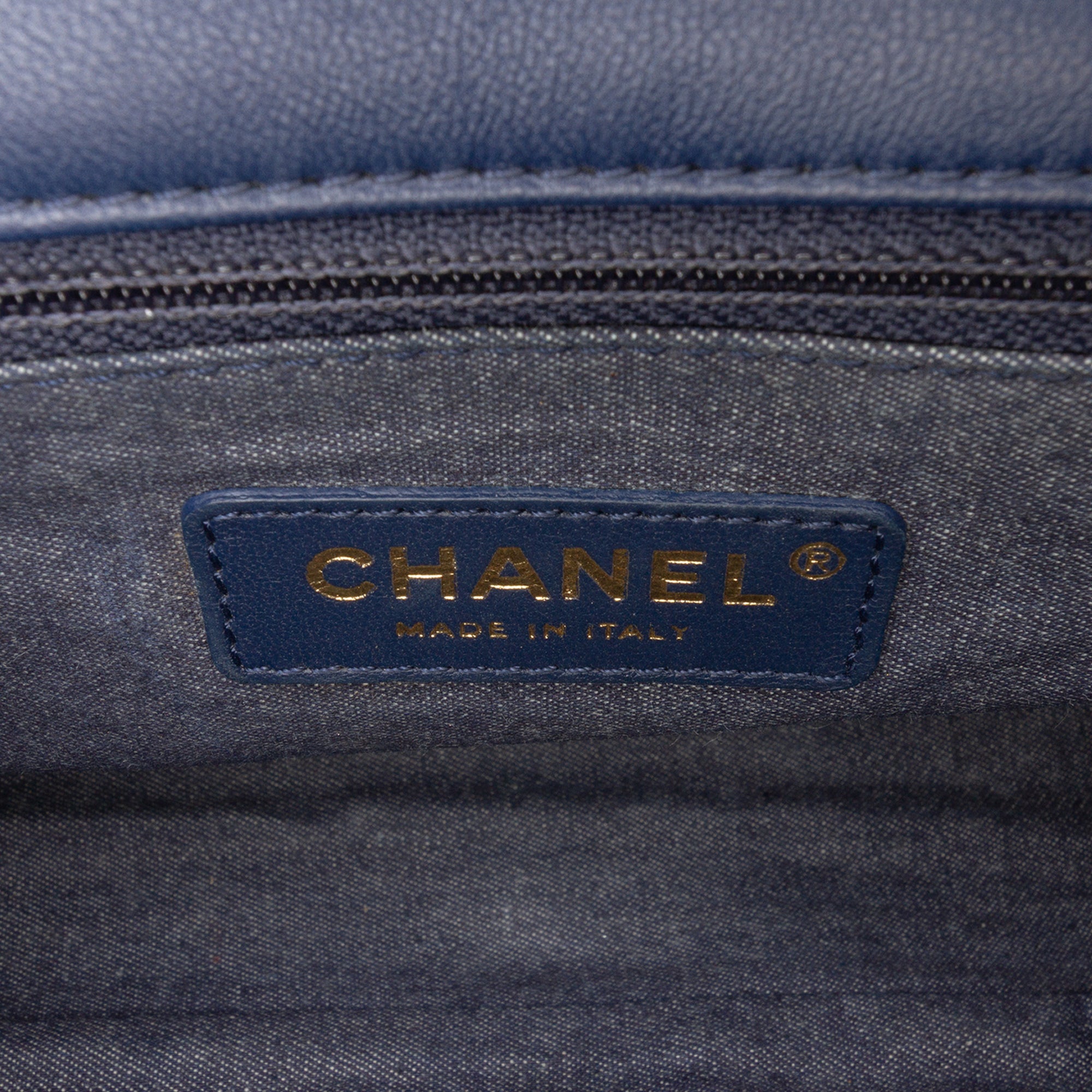 Small Lambskin Elegant Chain Single Flap