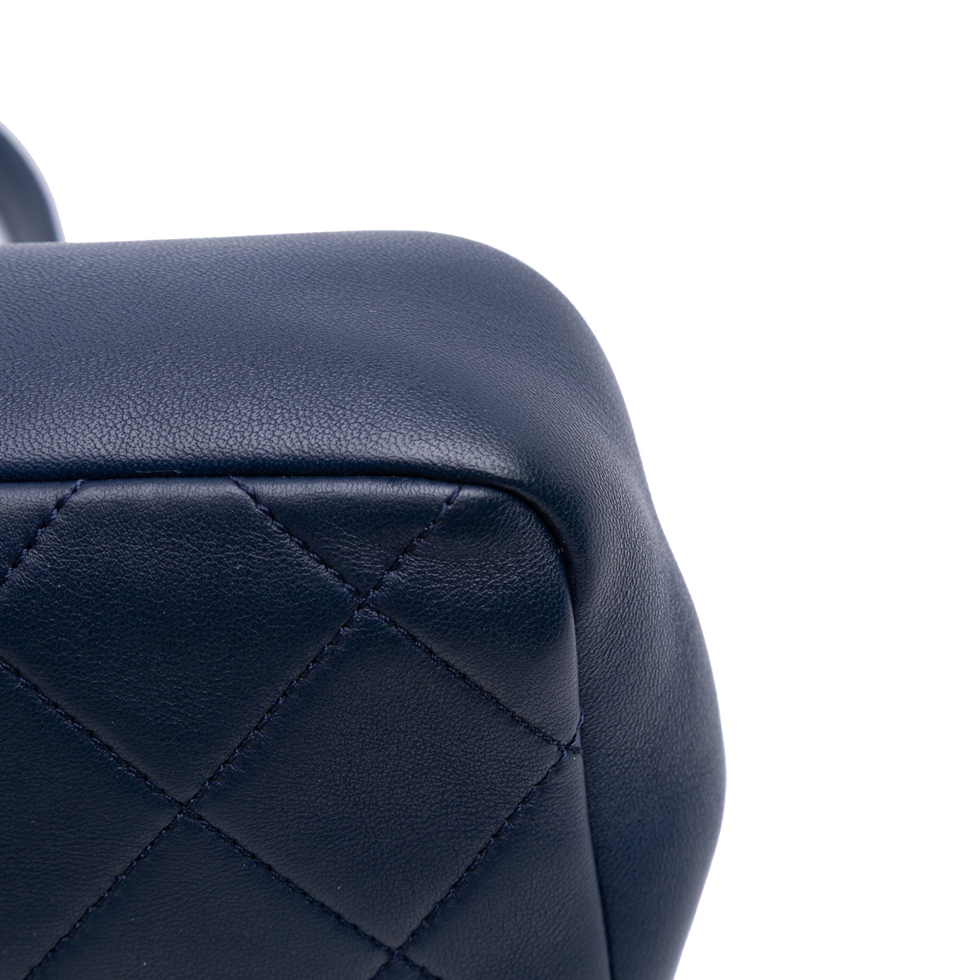 Small Lambskin Elegant Chain Single Flap