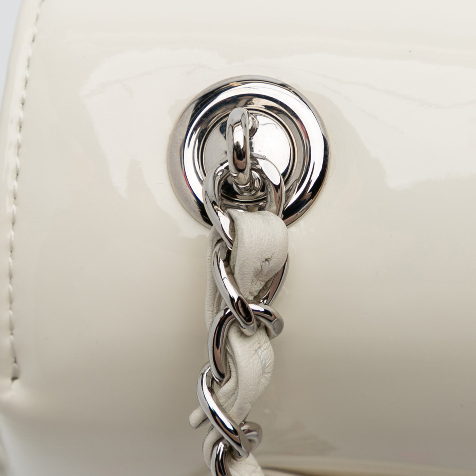 Small Patent Camellia Single Flap