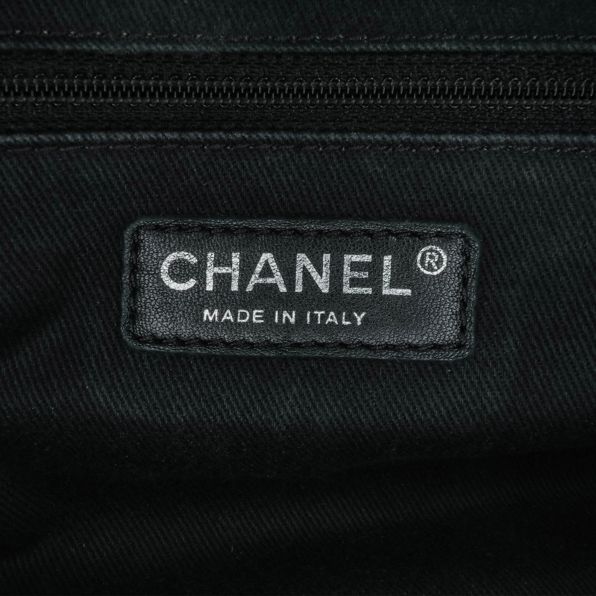 Jumbo Quilted Caviar Easy Flap Bag