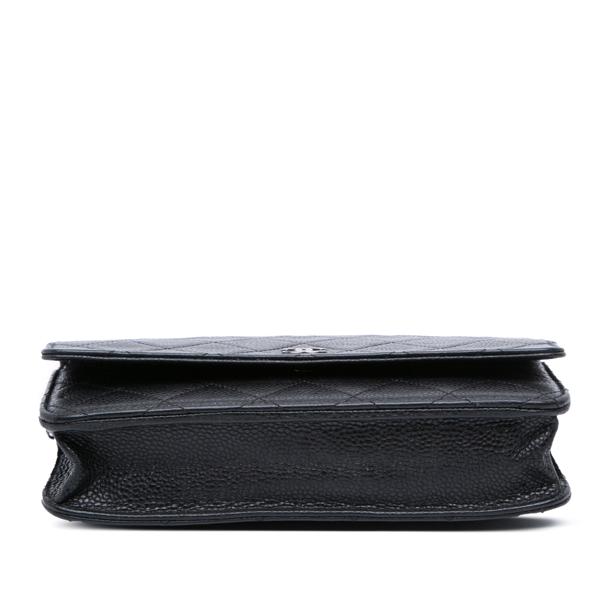 CC Quilted Caviar Wallet on Chain
