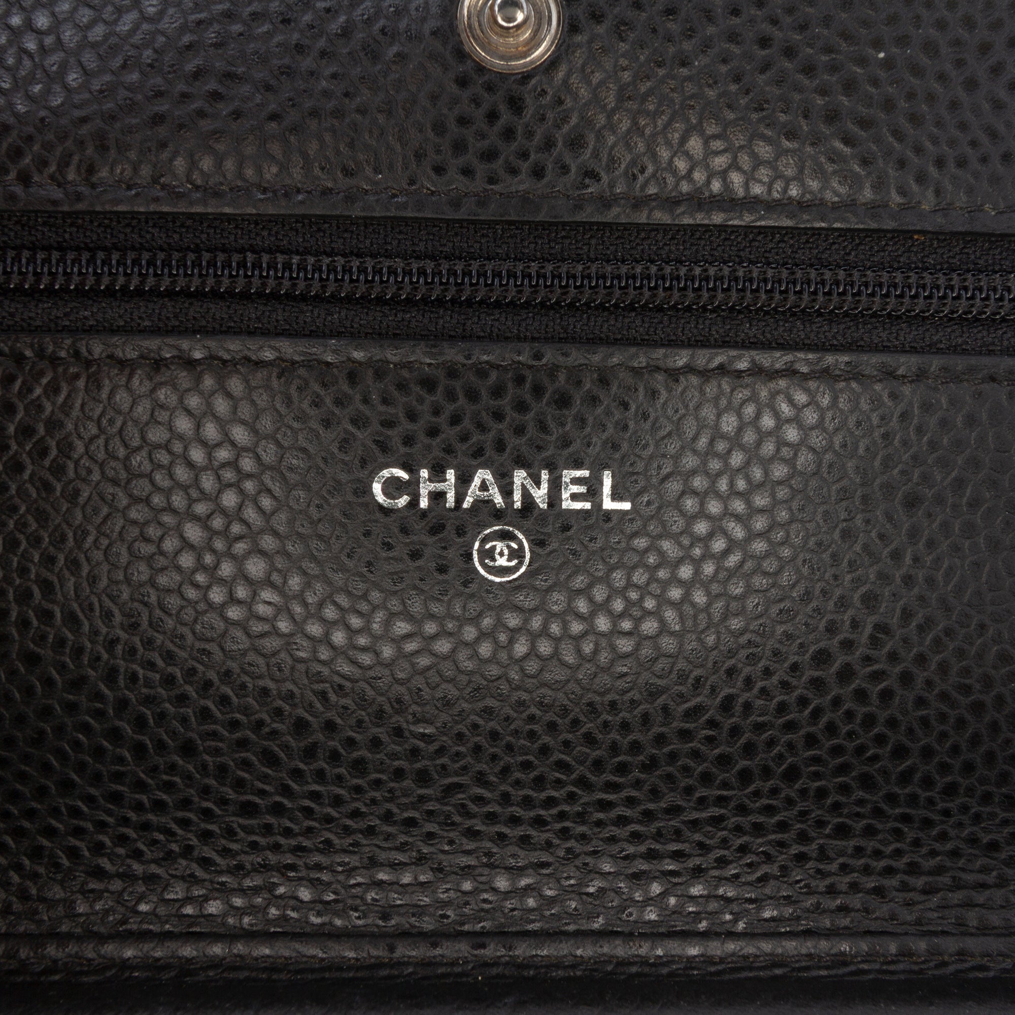 CC Quilted Caviar Wallet on Chain