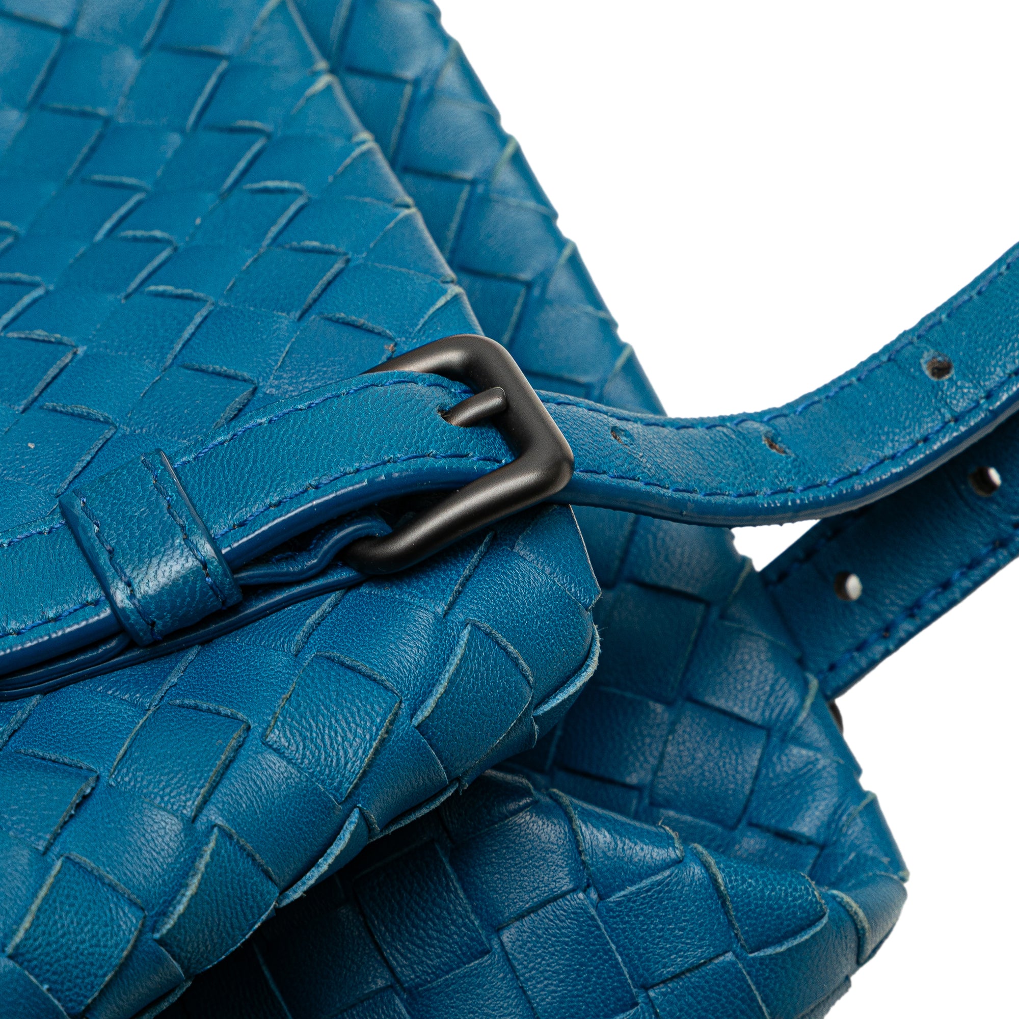 Medium Nappa Intrecciato Cesta Tote