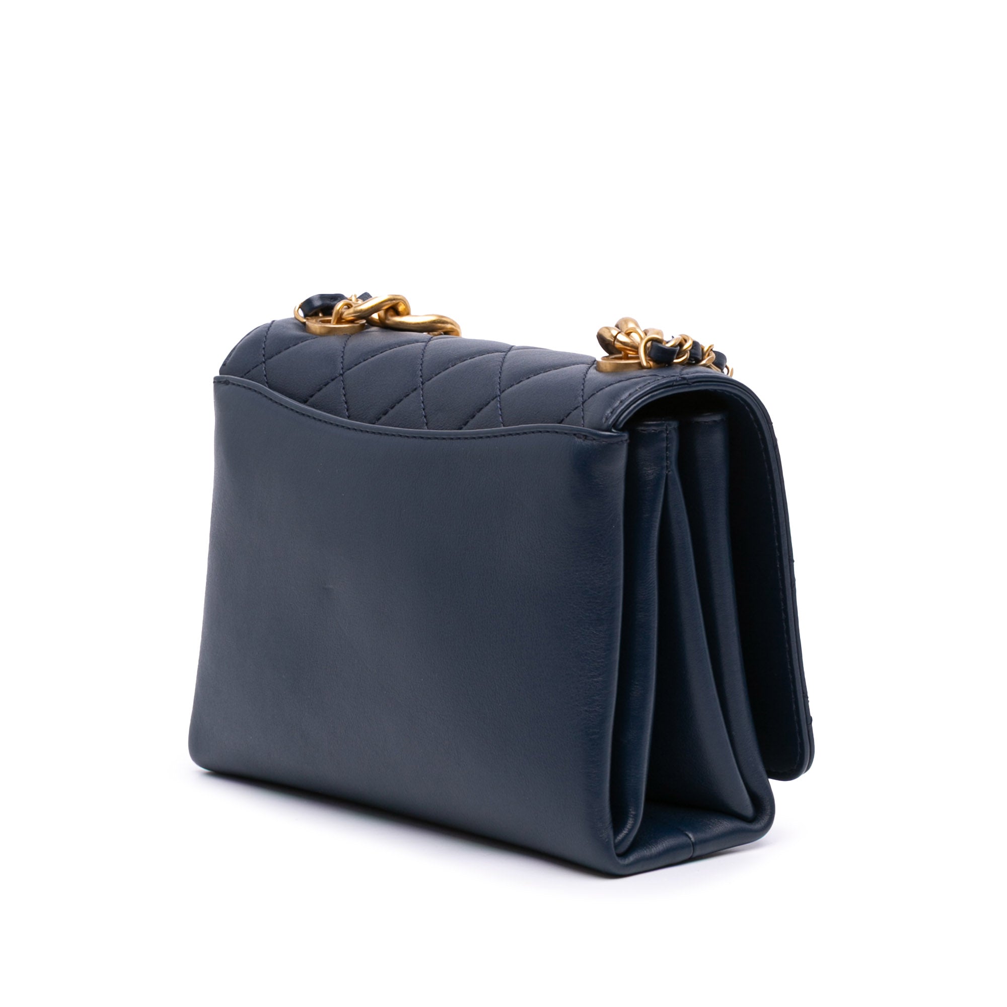 CC Quilted Lambskin Triple Pearl Chain Flap