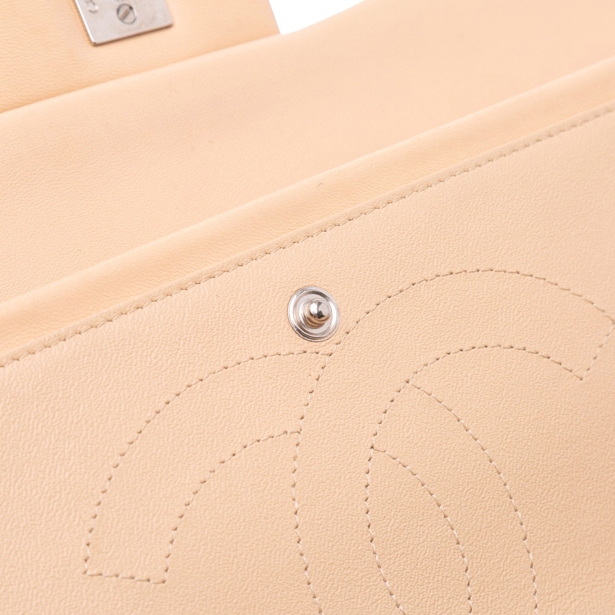 Jumbo Classic Lambskin Double Flap