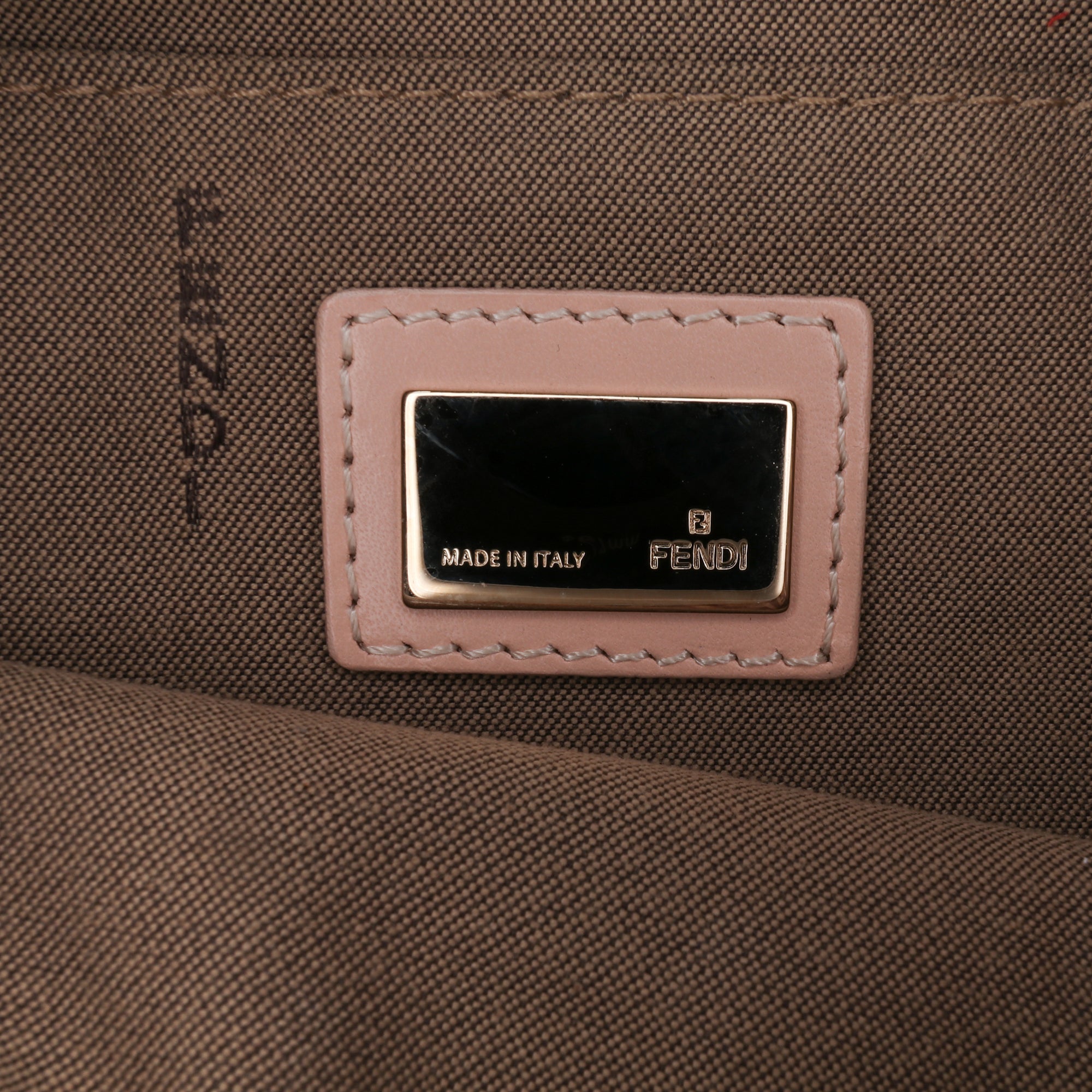 Zucchino Canvas Crossbody
