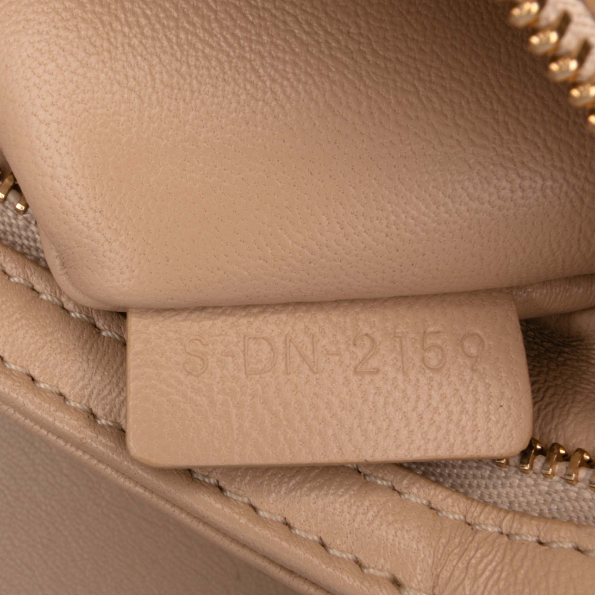 Classique Shiny Calfskin Triomphe Crossbody